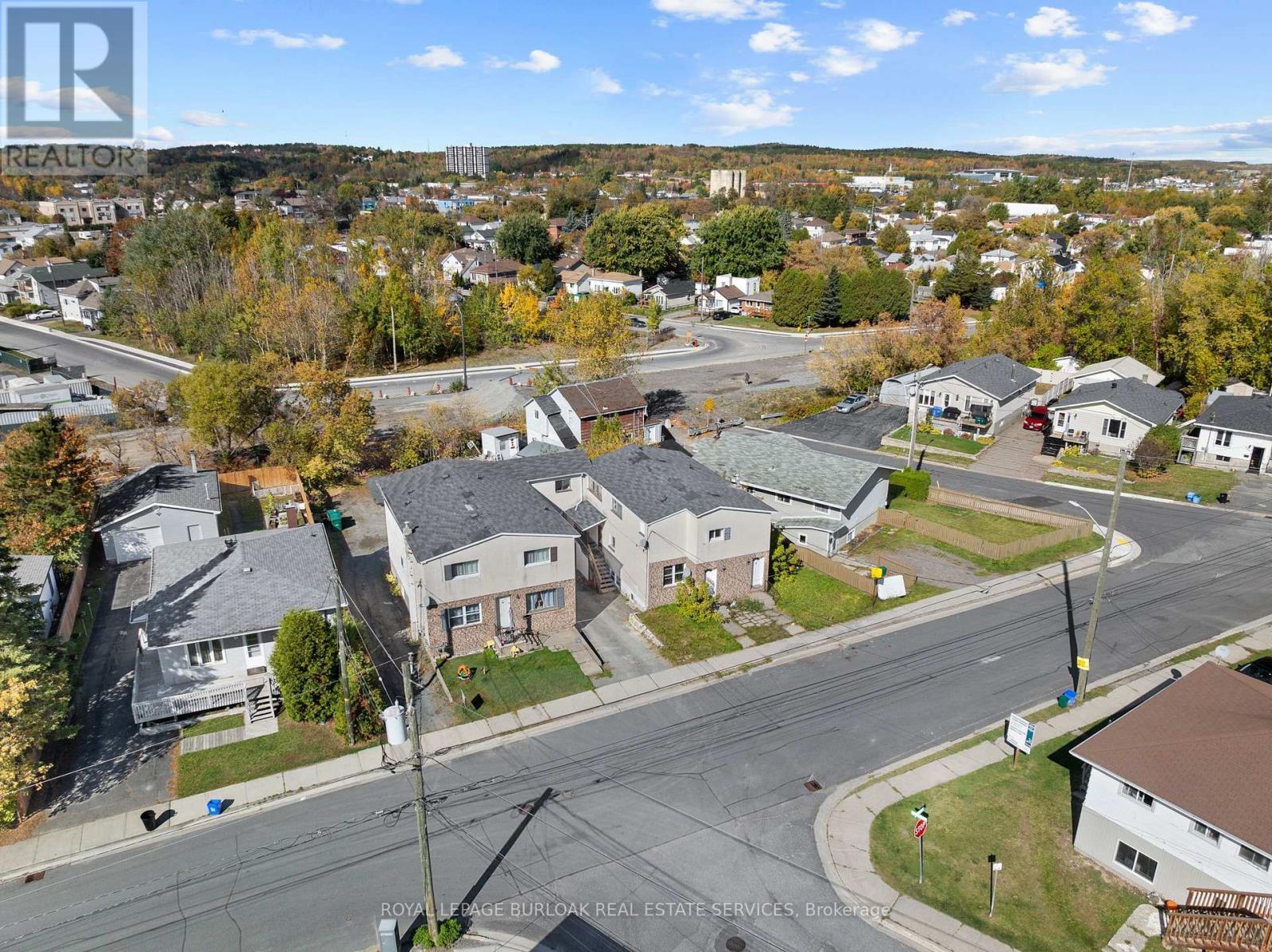 












381 LESLIE STREET

,
Greater Sudbury,




Ontario
P3B2T4

