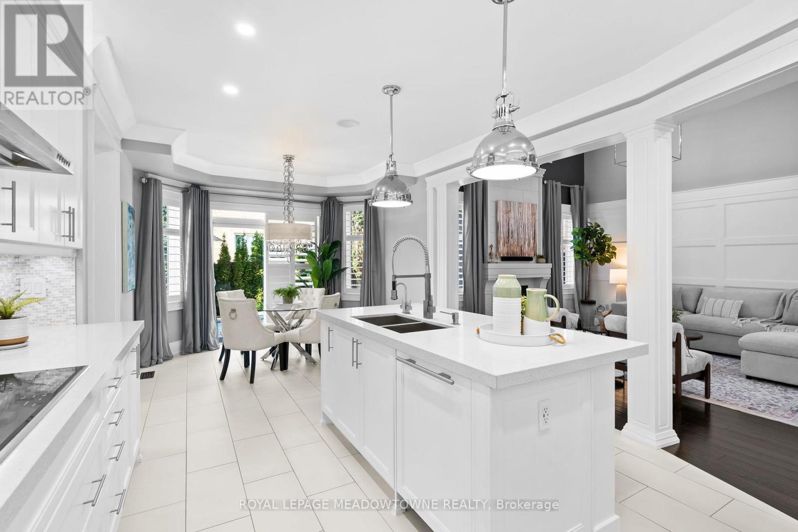 












729 WETTLAUFER TERRACE

,
Milton,




Ontario
L9T8M8

