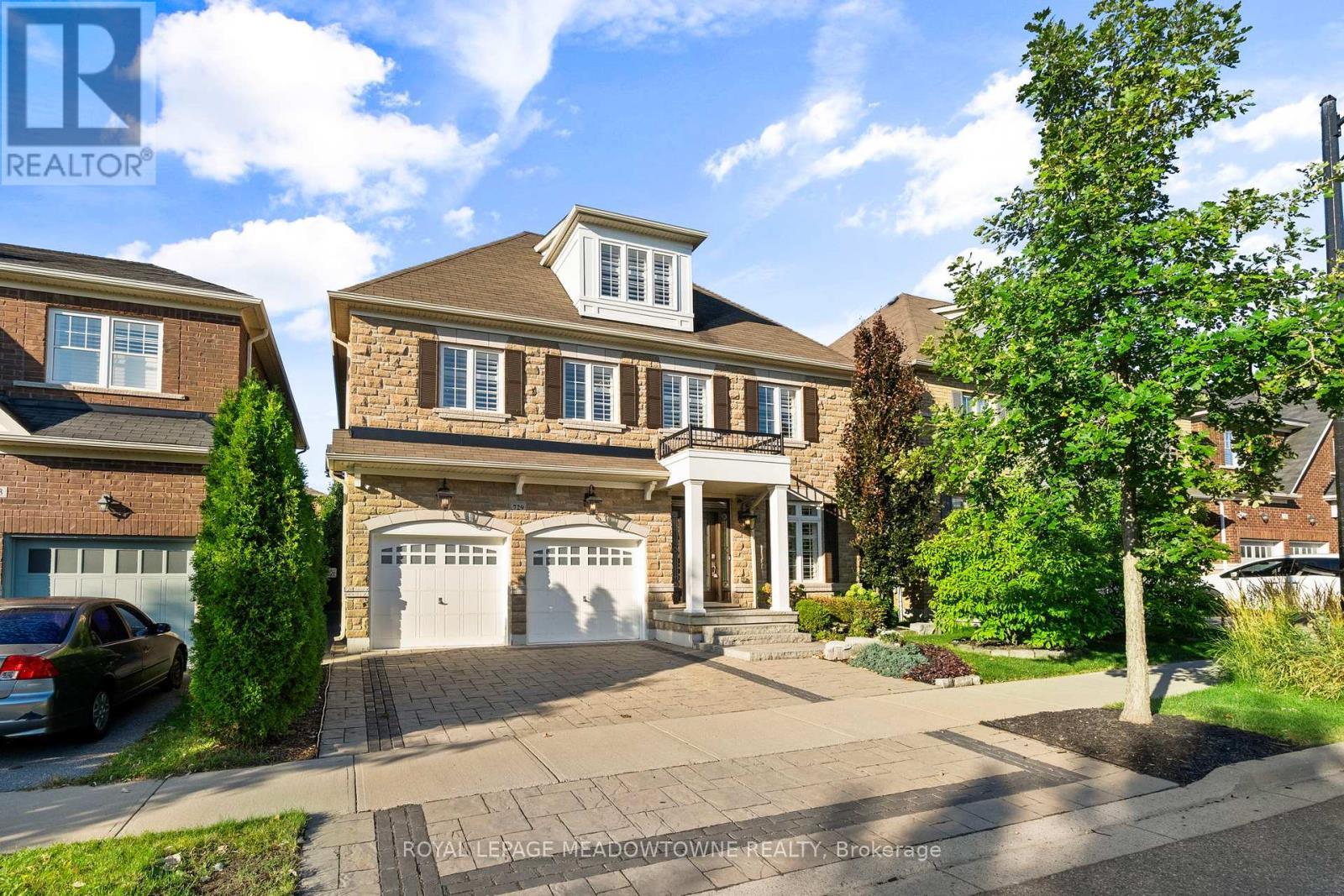 












729 WETTLAUFER TERRACE

,
Milton,




Ontario
L9T8M8

