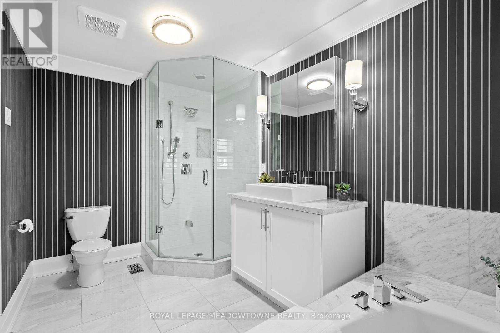 












729 WETTLAUFER TERRACE

,
Milton,




Ontario
L9T8M8

