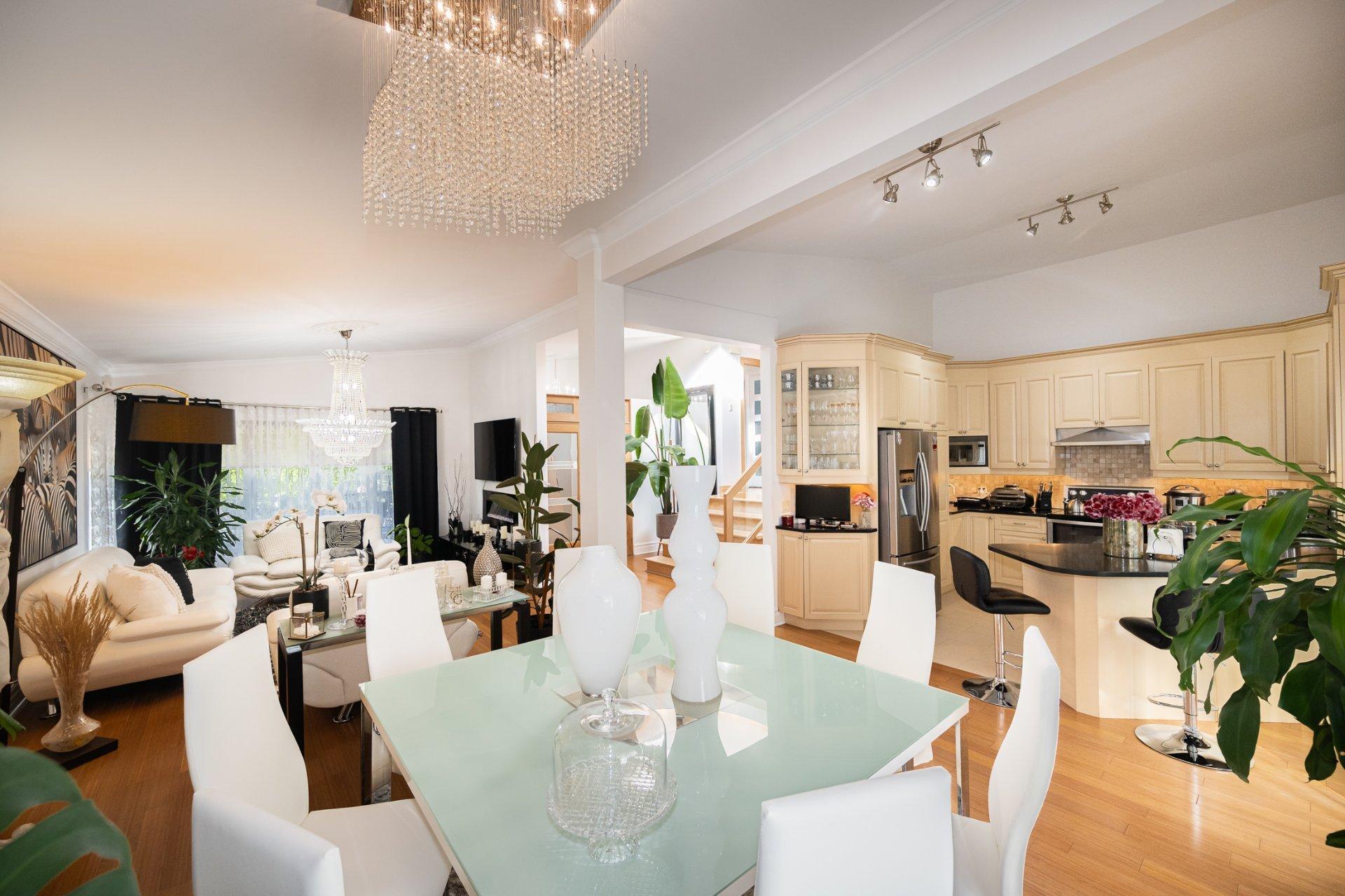 









295


Rue Notre-Dame-de-Fatima

,
Laval (Duvernay),




QC
H7G3Z1

