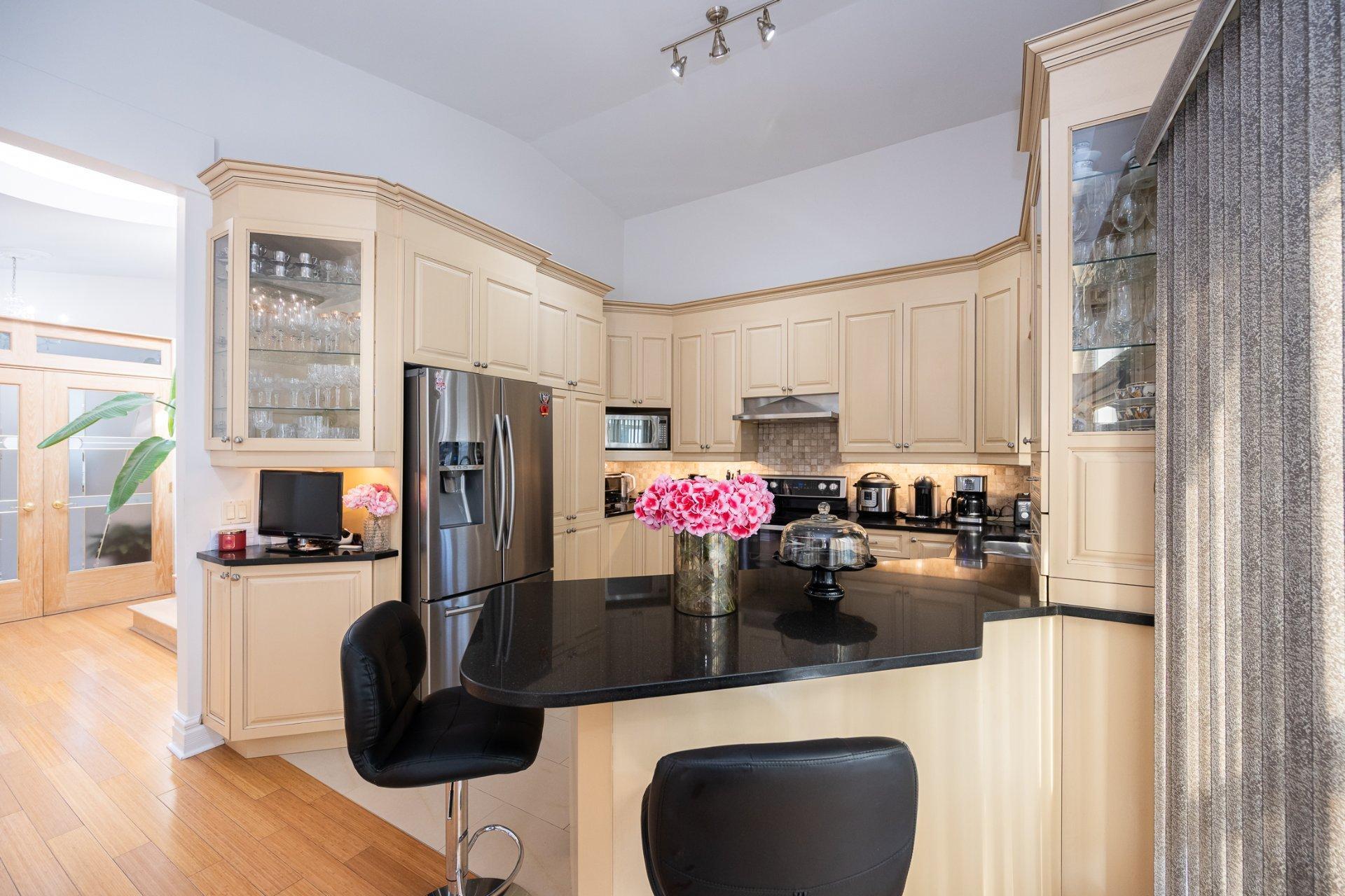 









295


Rue Notre-Dame-de-Fatima

,
Laval (Duvernay),




QC
H7G3Z1

