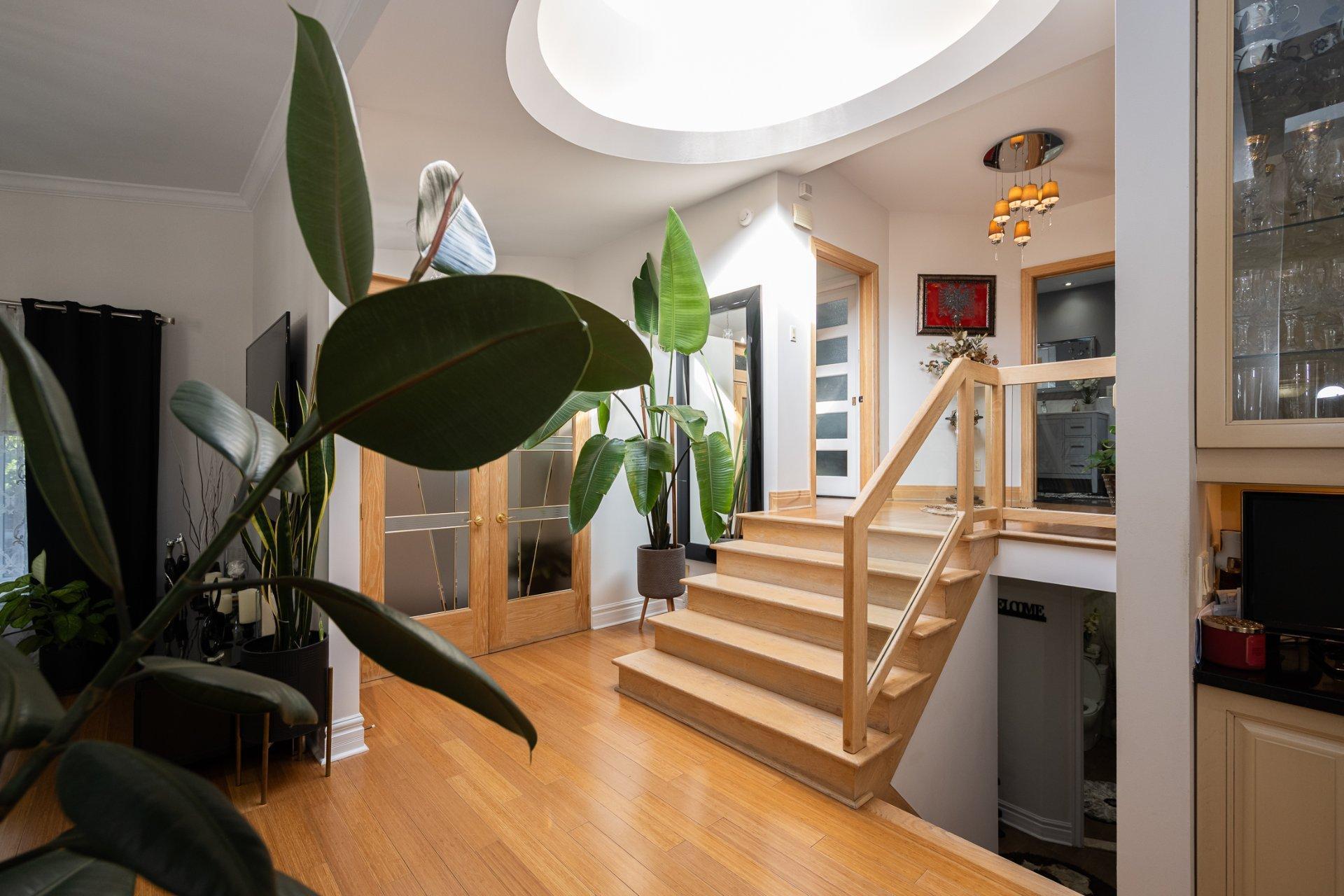 









295


Rue Notre-Dame-de-Fatima

,
Laval (Duvernay),




QC
H7G3Z1

