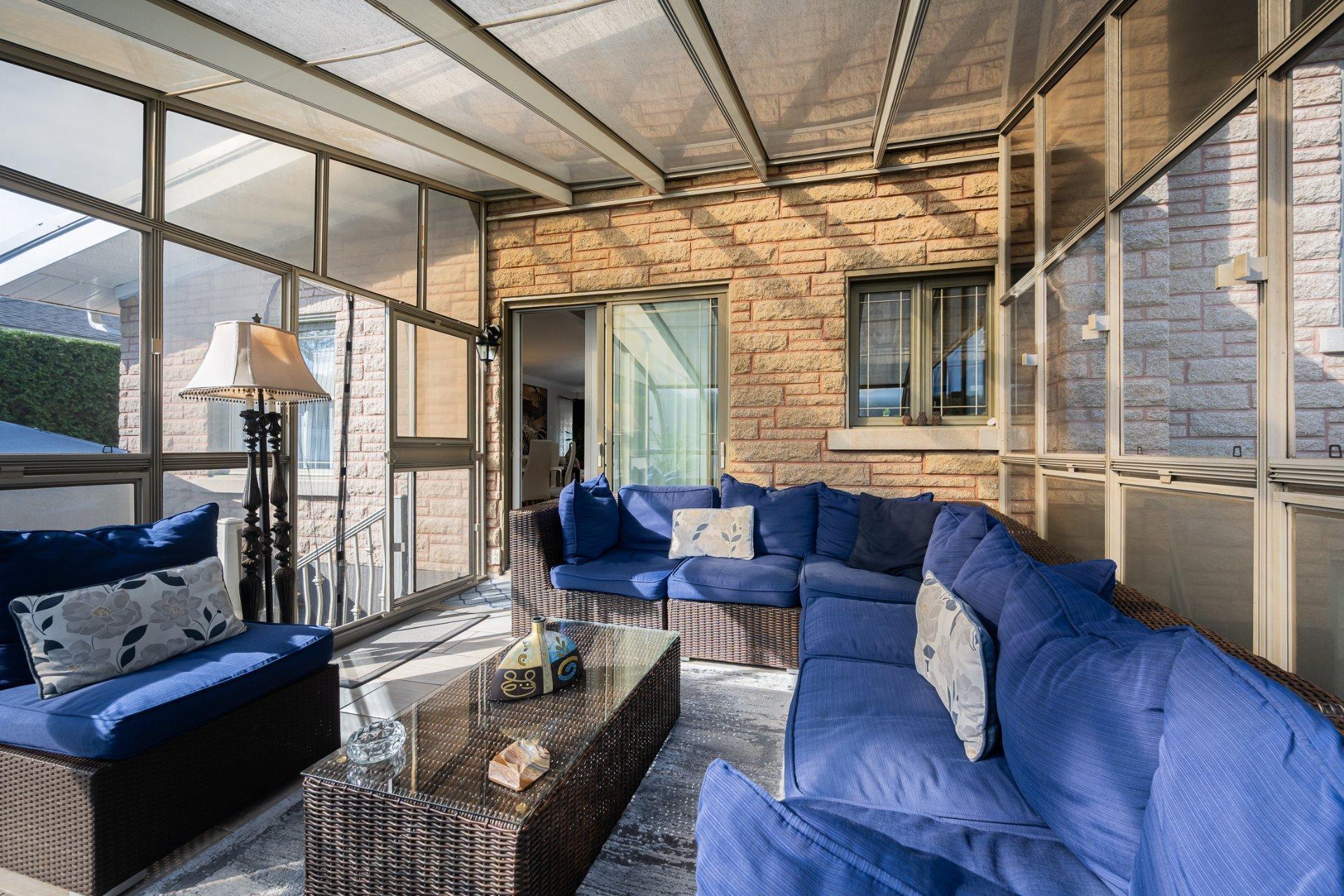 









295


Rue Notre-Dame-de-Fatima

,
Laval (Duvernay),




QC
H7G3Z1

