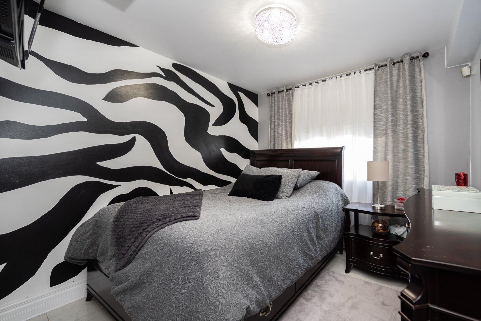 









295


Rue Notre-Dame-de-Fatima

,
Laval (Duvernay),




QC
H7G3Z1

