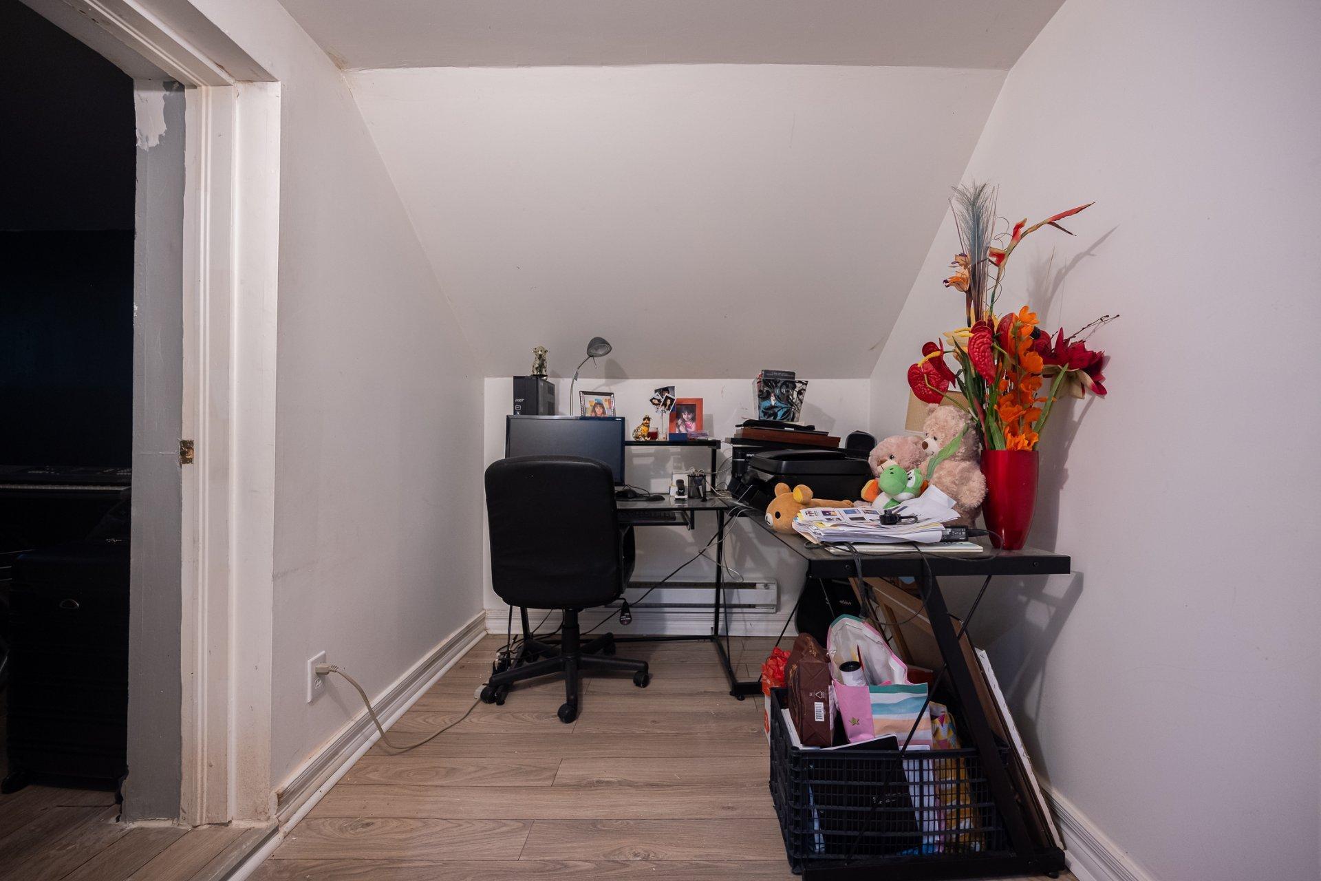 









295


Rue Notre-Dame-de-Fatima

,
Laval (Duvernay),




QC
H7G3Z1

