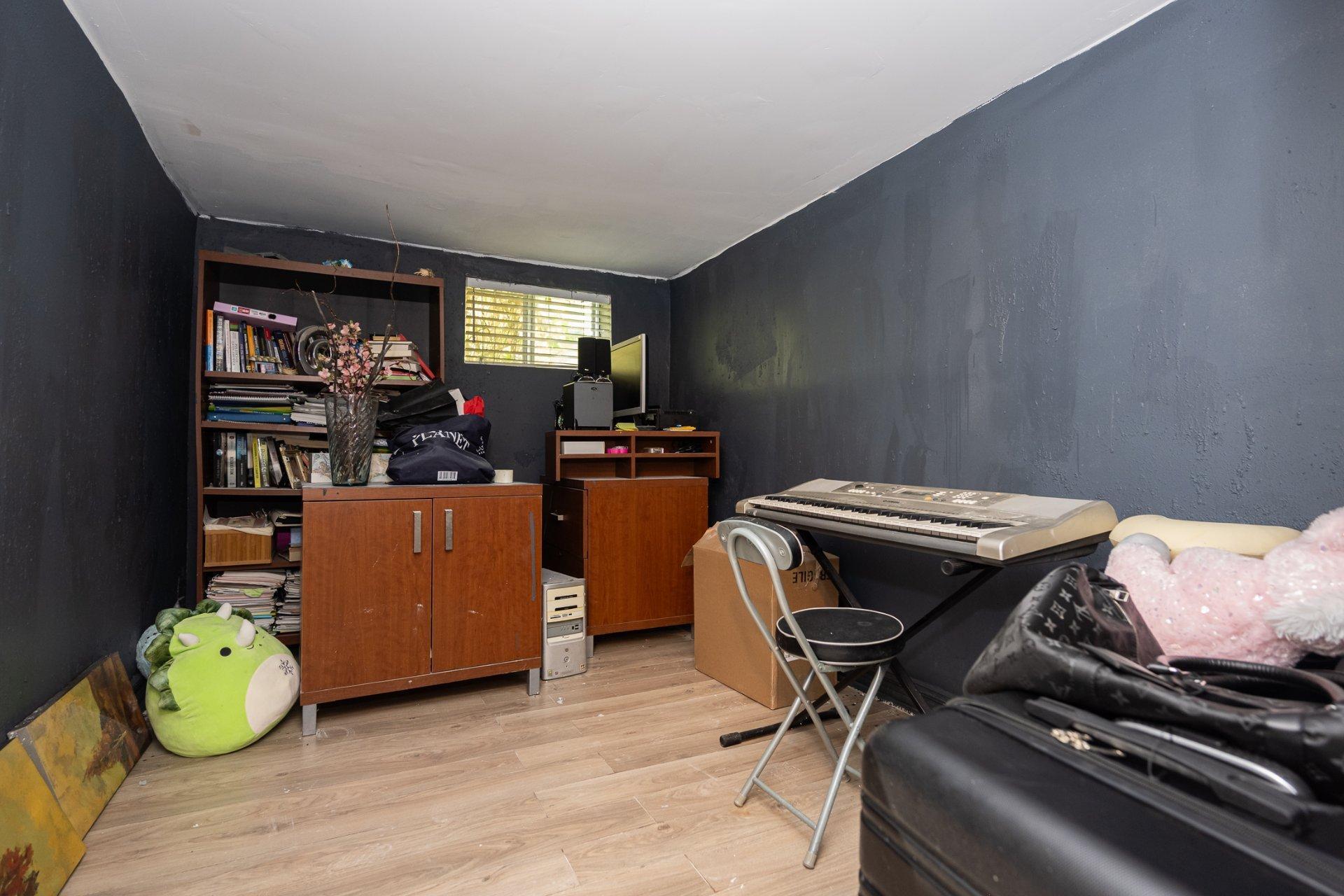 









295


Rue Notre-Dame-de-Fatima

,
Laval (Duvernay),




QC
H7G3Z1

