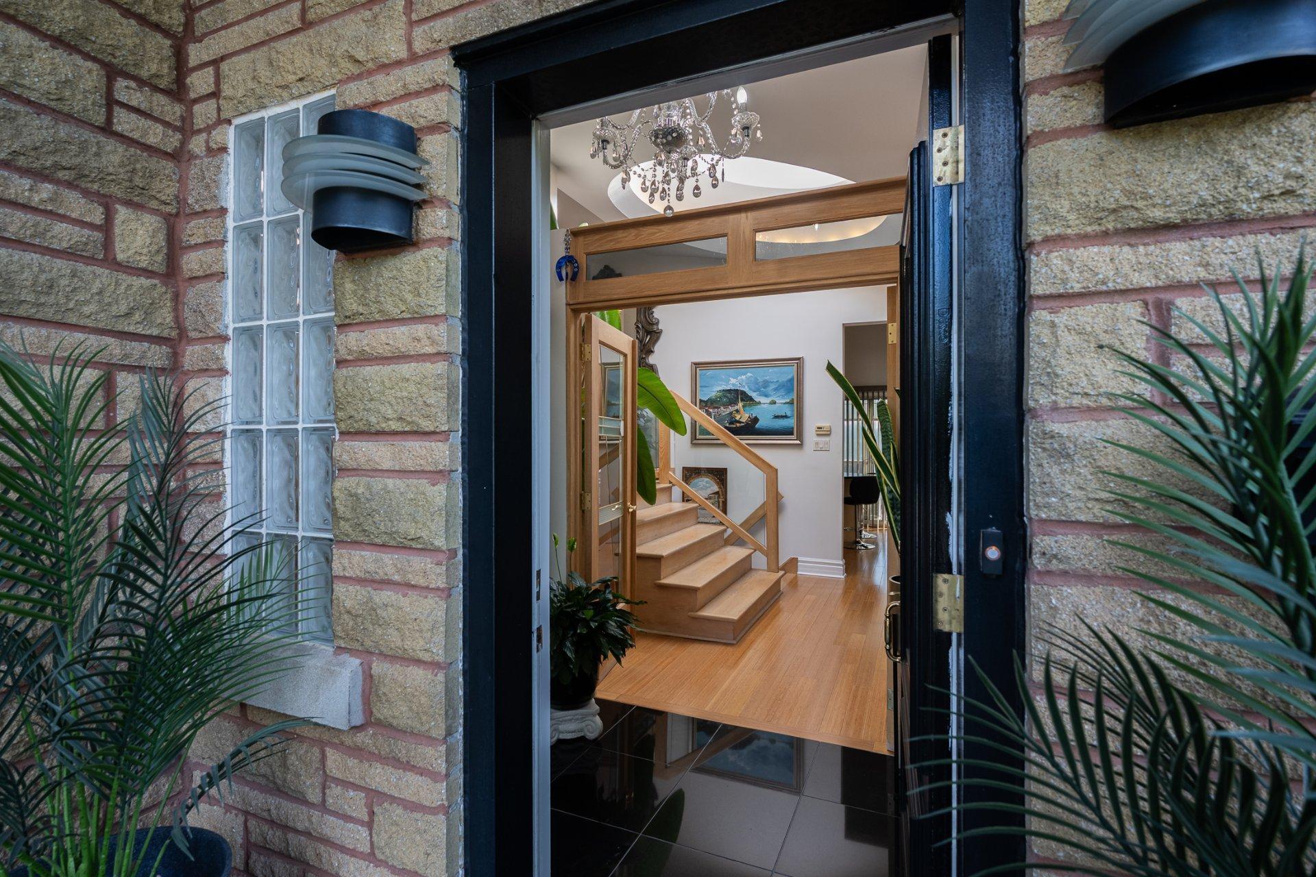 









295


Rue Notre-Dame-de-Fatima

,
Laval (Duvernay),




QC
H7G3Z1

