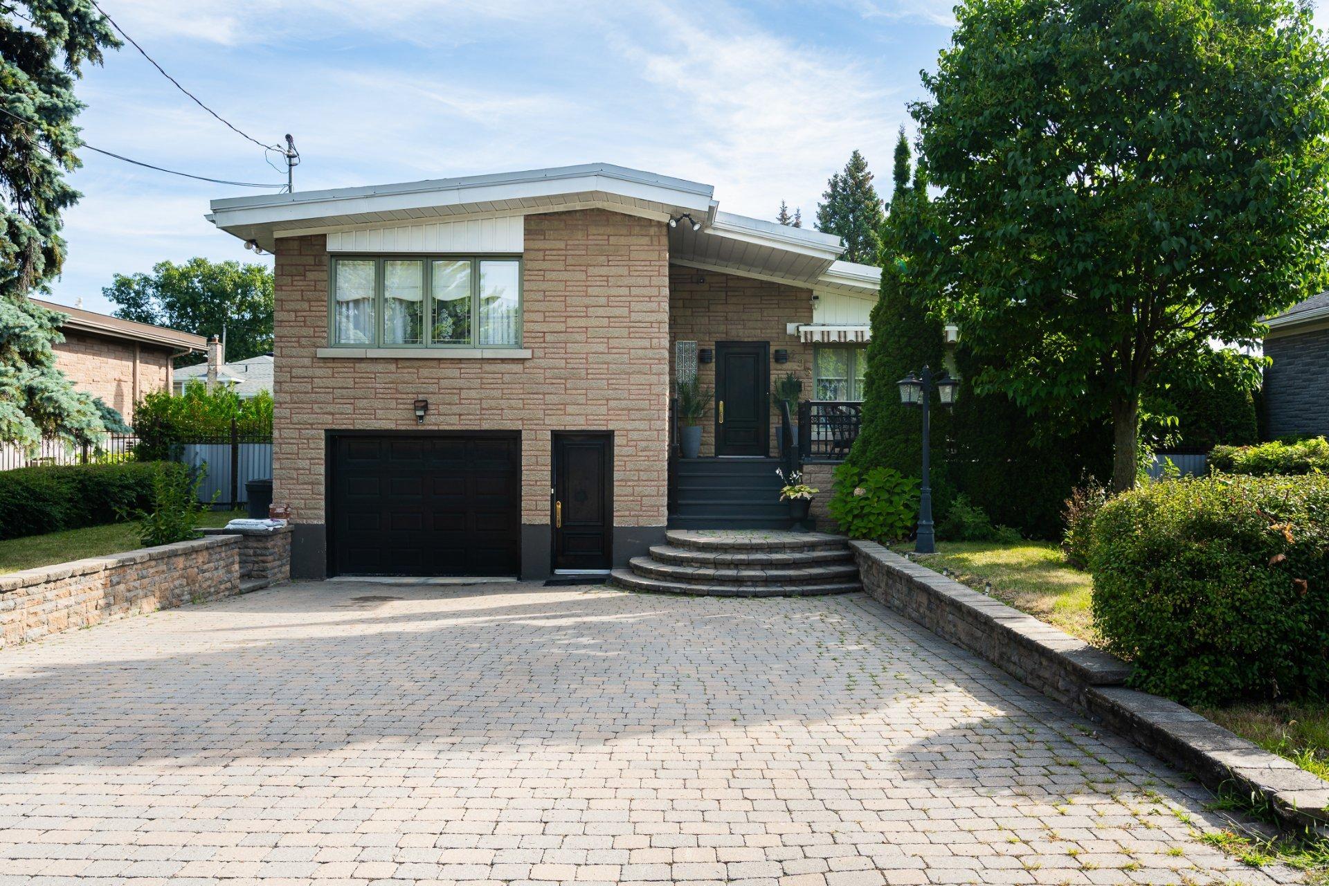 









295


Rue Notre-Dame-de-Fatima

,
Laval (Duvernay),




QC
H7G3Z1

