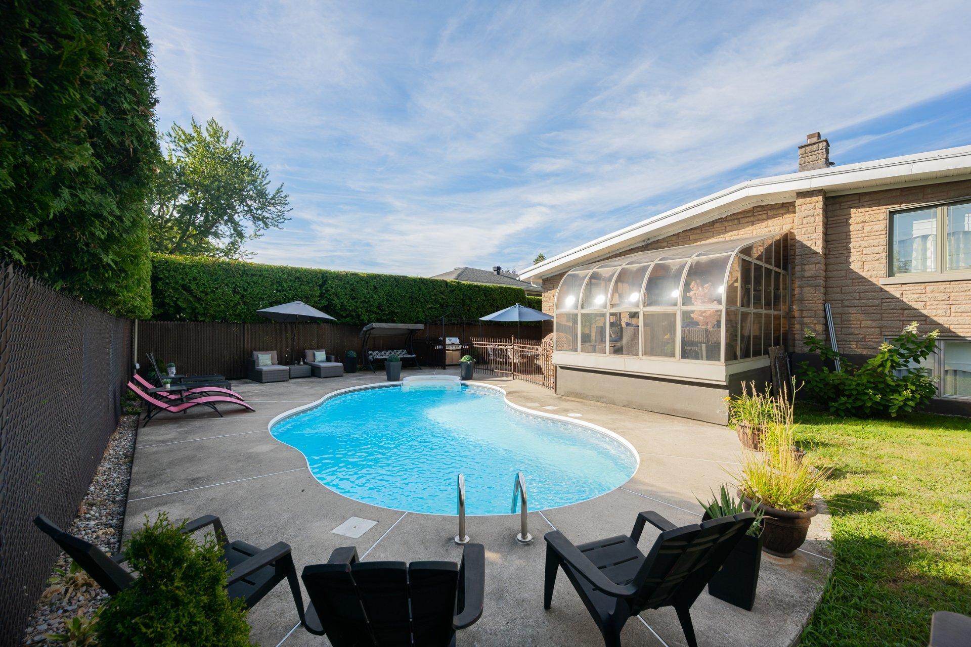 









295


Rue Notre-Dame-de-Fatima

,
Laval (Duvernay),




QC
H7G3Z1

