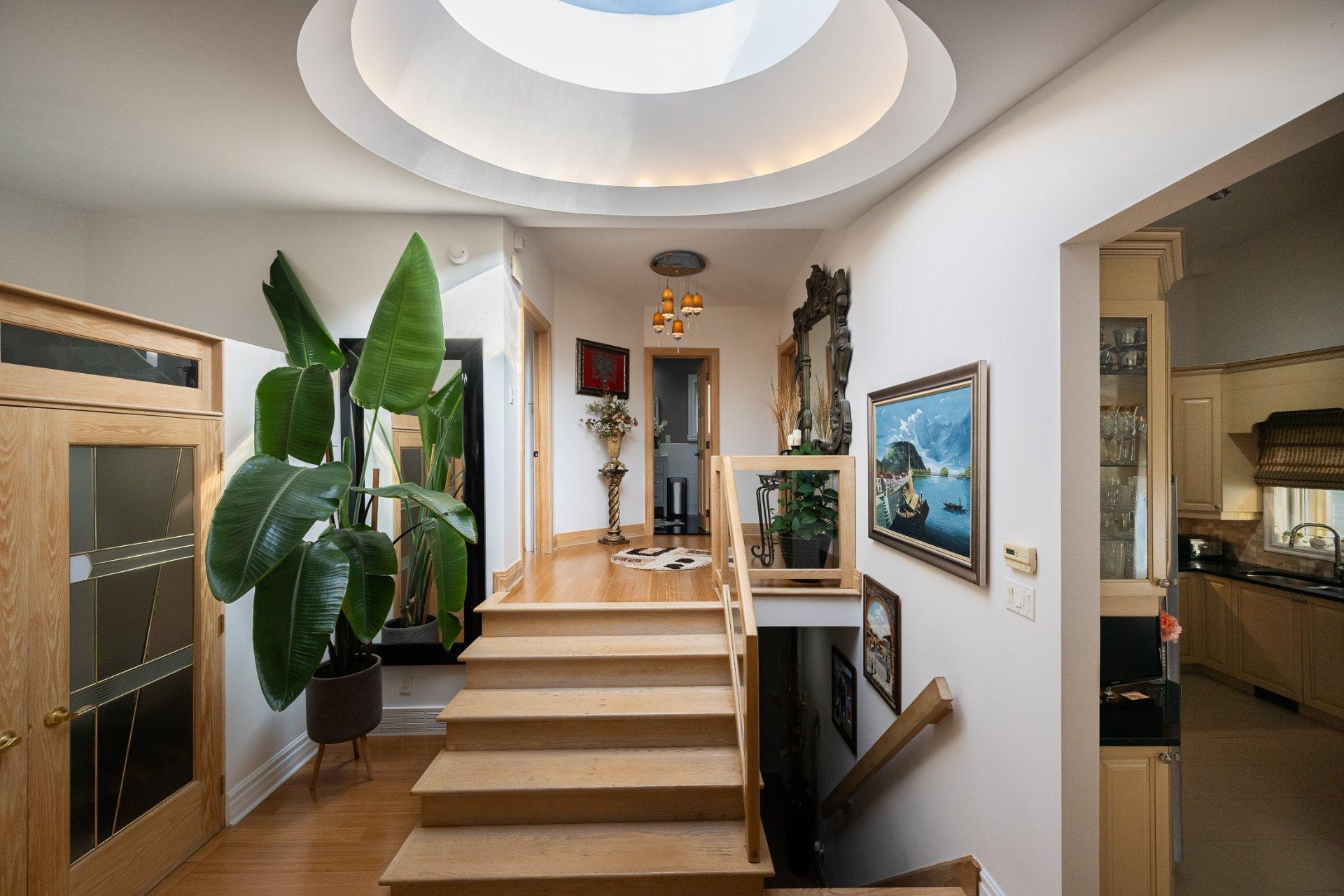 









295


Rue Notre-Dame-de-Fatima

,
Laval (Duvernay),




QC
H7G3Z1

