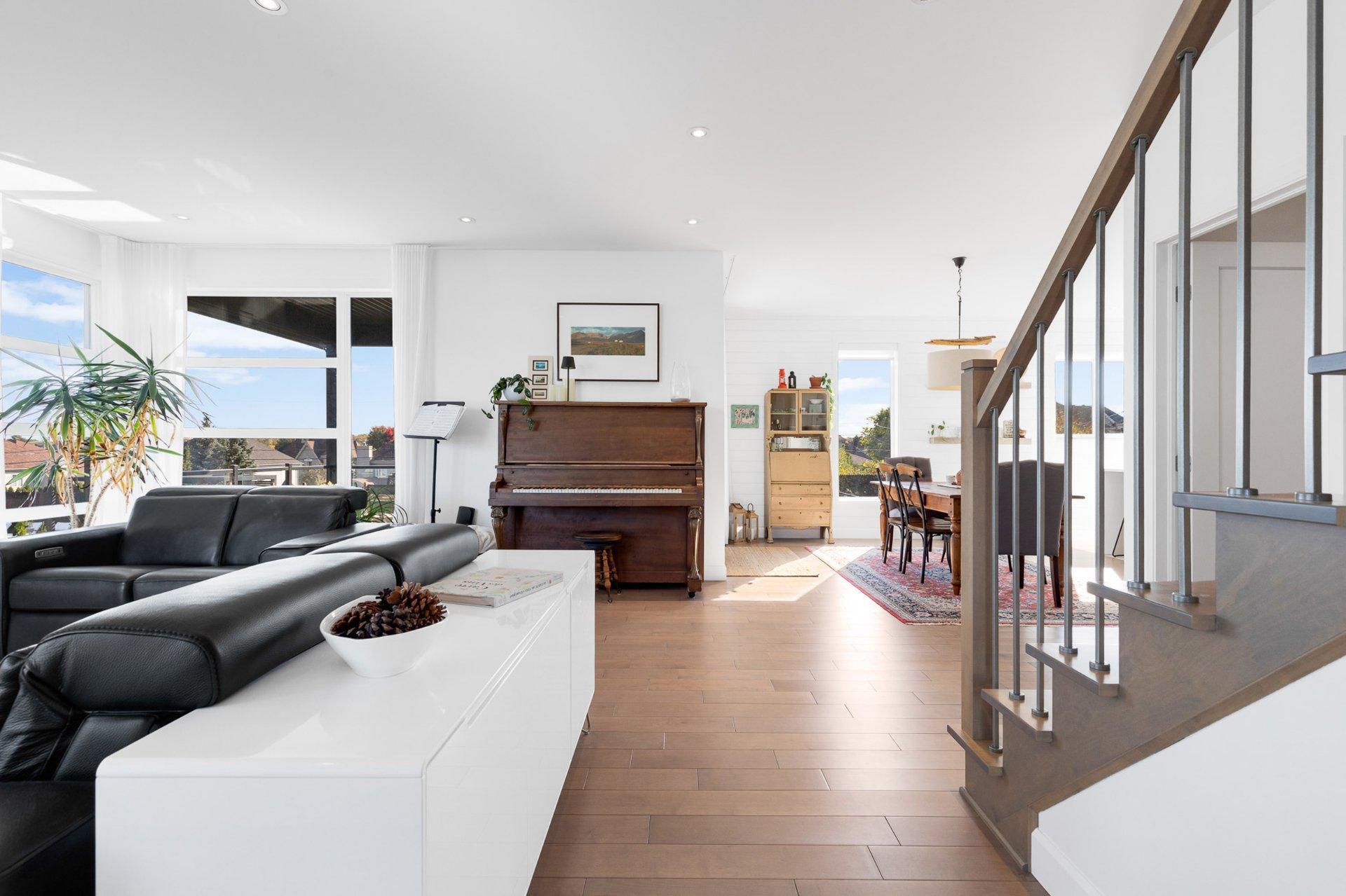 









10


Rue Yvette-Brind'Amour

,
Notre-Dame-de-l'Île-Perrot,




QC
J7W3P5

