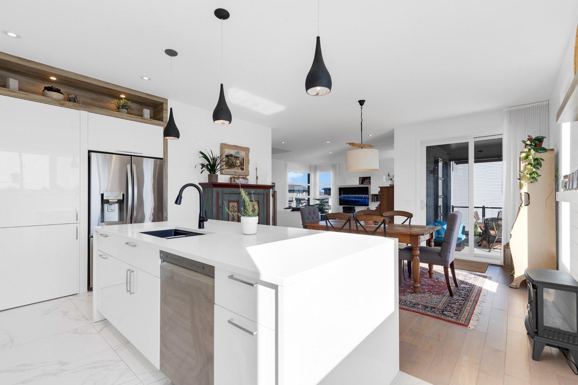 









10


Rue Yvette-Brind'Amour

,
Notre-Dame-de-l'Île-Perrot,




QC
J7W3P5

