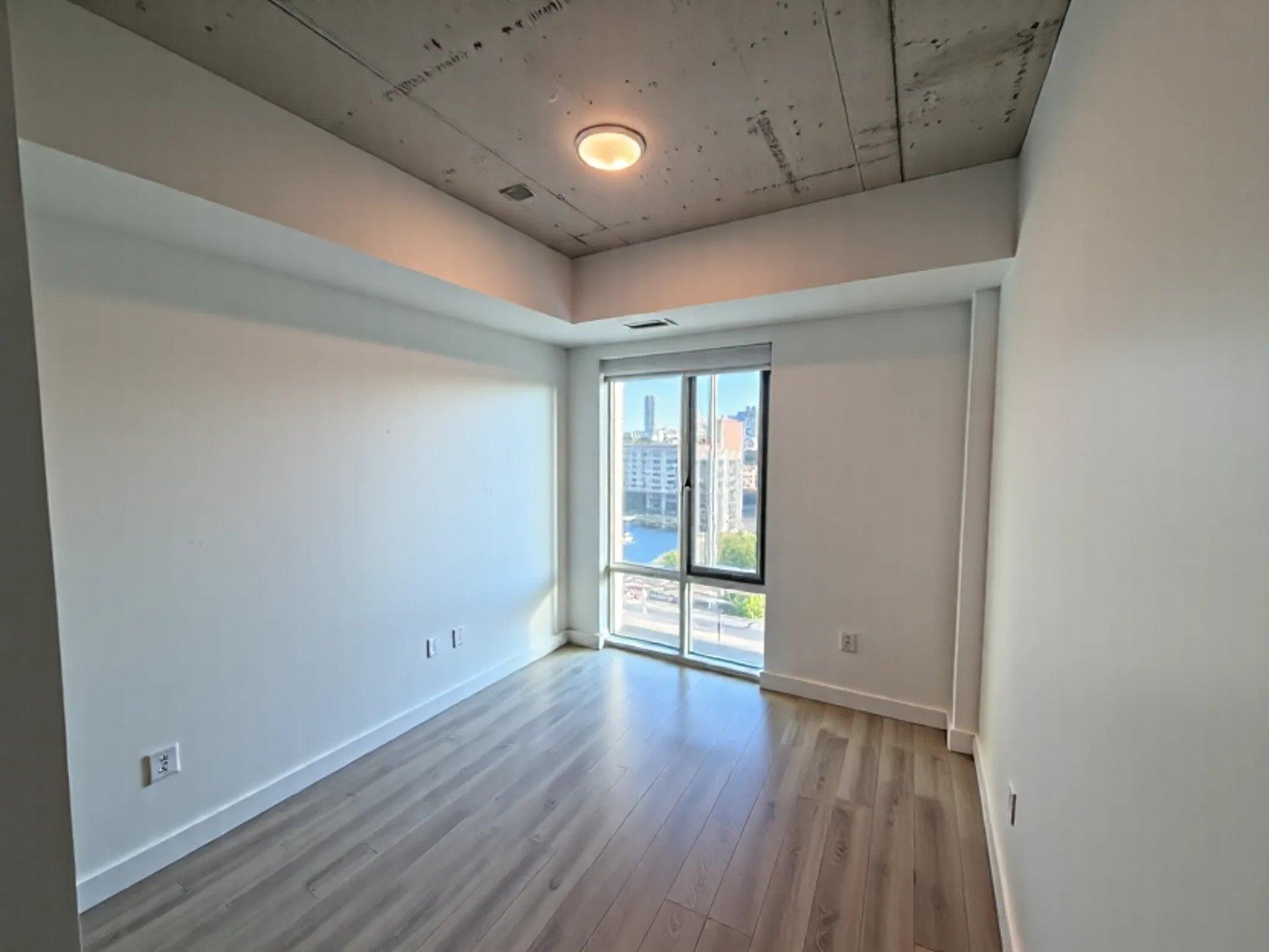 









30


Rue Jos-Montferrand

, 510,
Gatineau (Hull),




QC
J8X0C1


