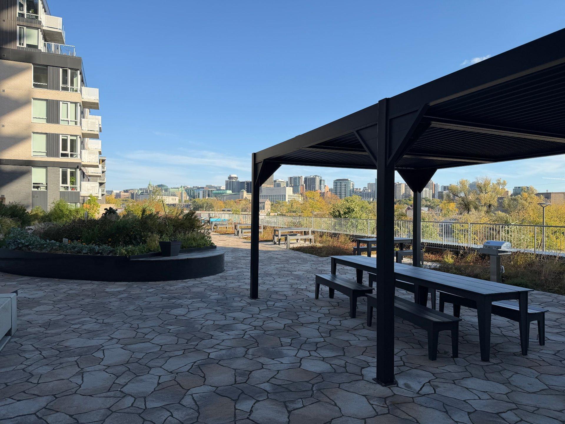 









30


Rue Jos-Montferrand

, 510,
Gatineau (Hull),




QC
J8X0C1

