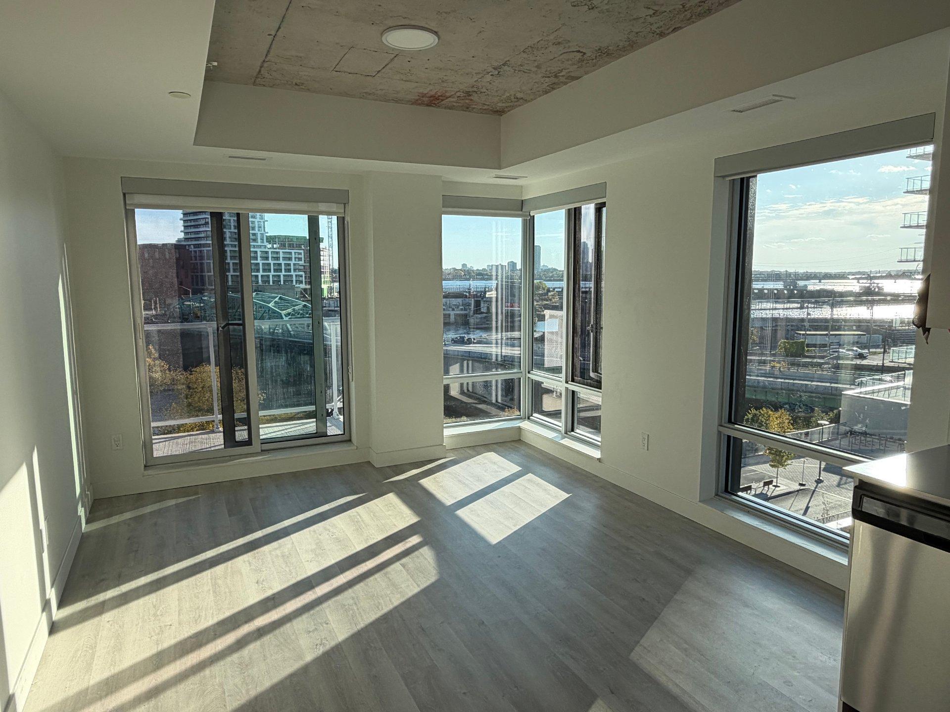 









30


Rue Jos-Montferrand

, 510,
Gatineau (Hull),




QC
J8X0C1

