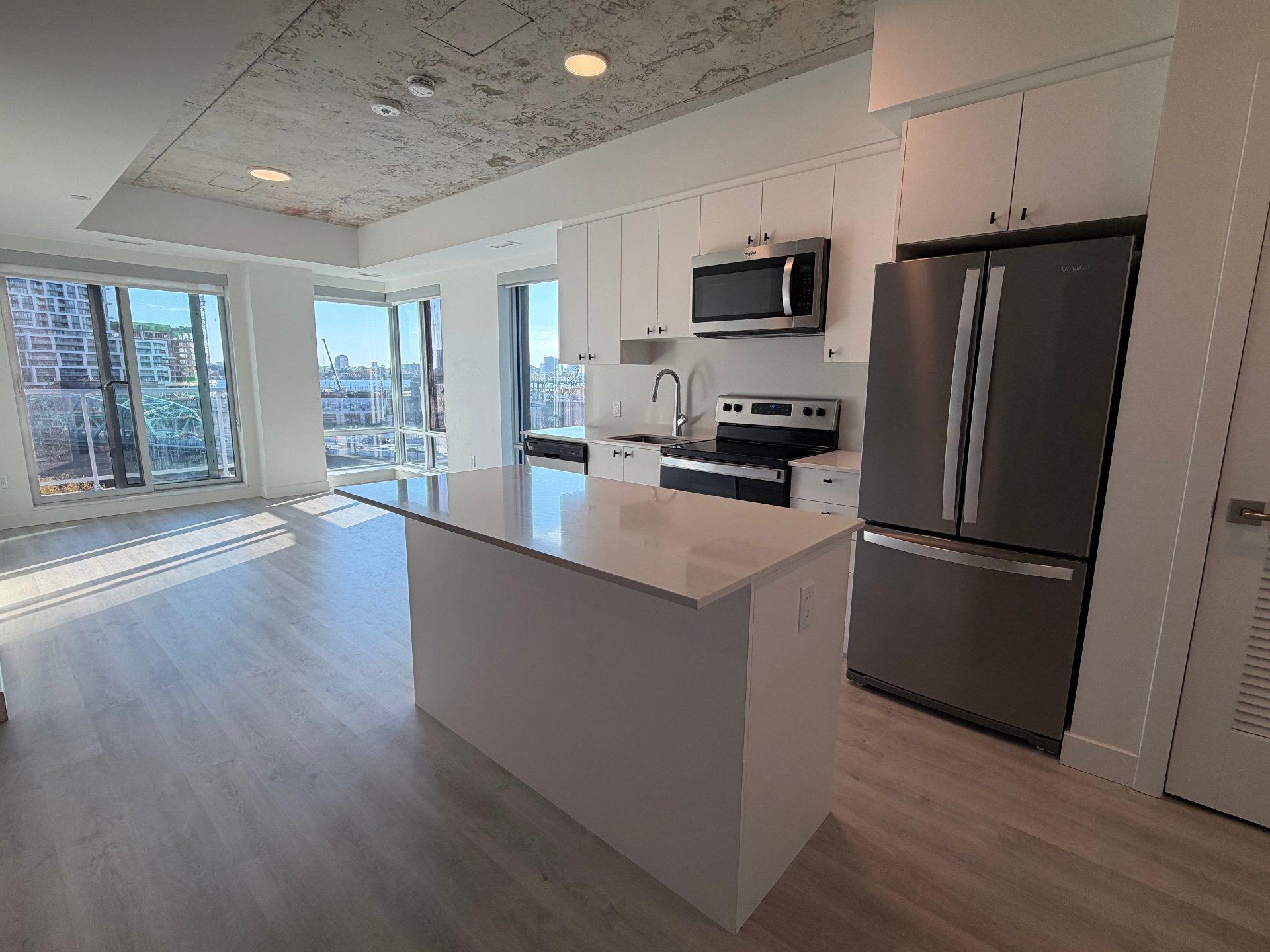 









30


Rue Jos-Montferrand

, 510,
Gatineau (Hull),




QC
J8X0C1


