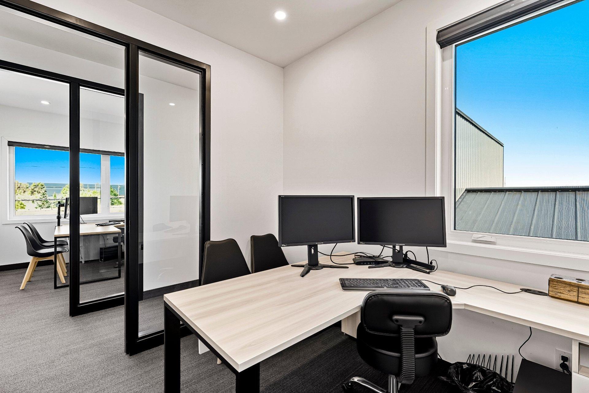 









4208

 - 4214


Rue Sherbrooke

,
Magog,




QC
J1X5R2

