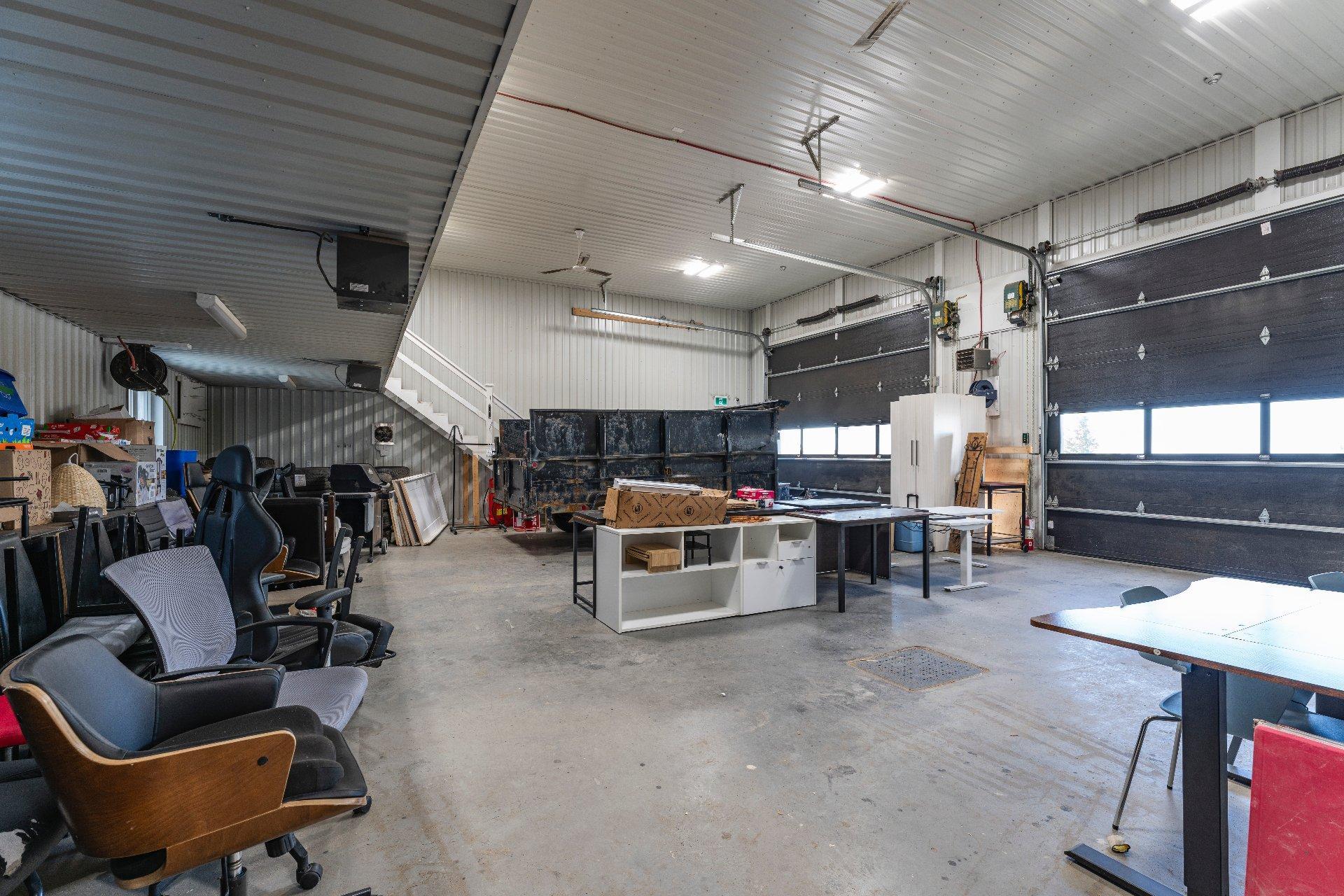 









4208

 - 4214


Rue Sherbrooke

,
Magog,




QC
J1X5R2

