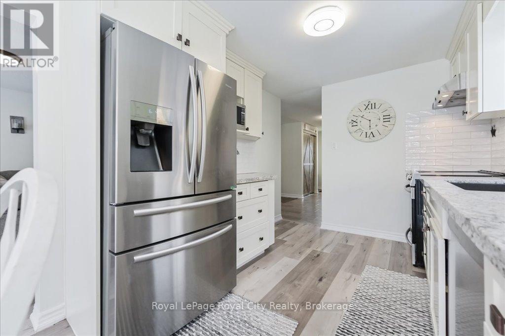 












164 TAIT CRESCENT

,
Centre Wellington (Fergus),




Ontario
N1M3P5

