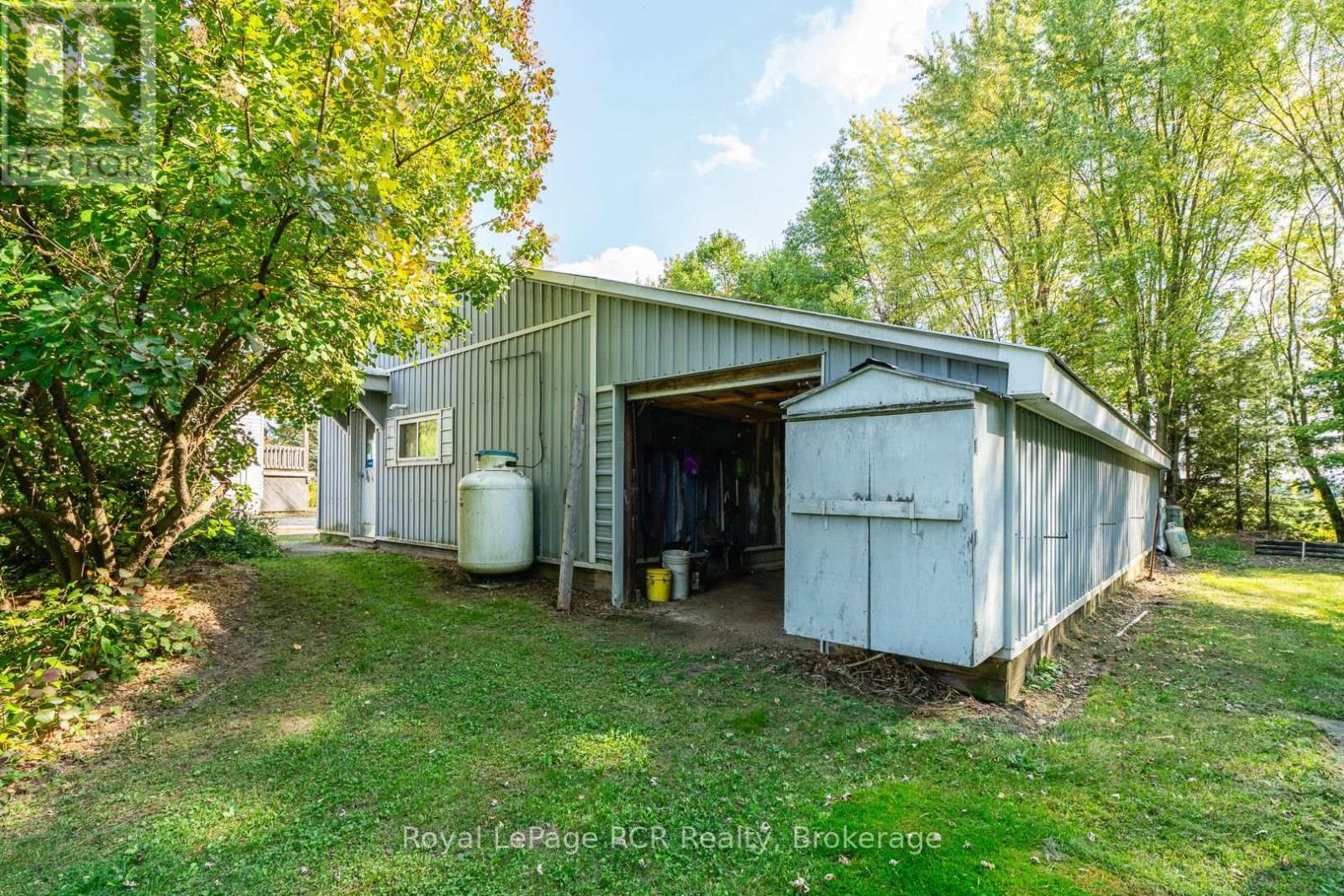 












74074 10 SIDE ROAD

,
West Grey,




Ontario
N0G1S0

