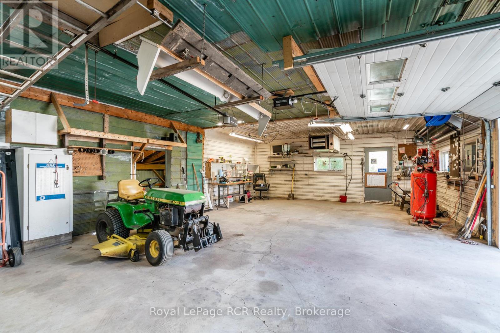 












74074 10 SIDE ROAD

,
West Grey,




Ontario
N0G1S0

