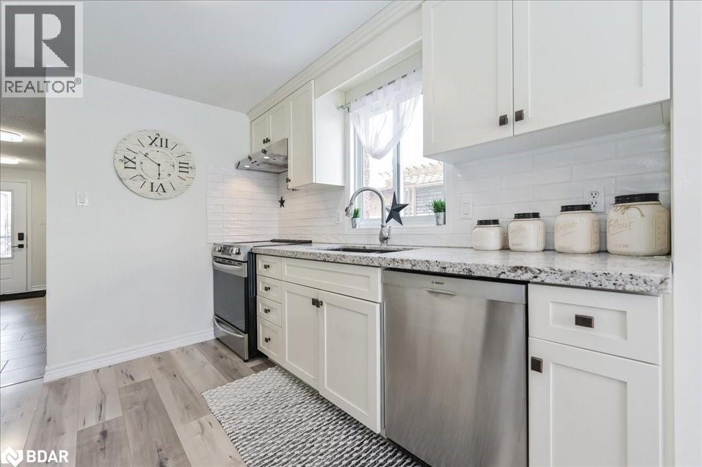 












164 TAIT Crescent

,
Fergus,




Ontario
N1M3P5

