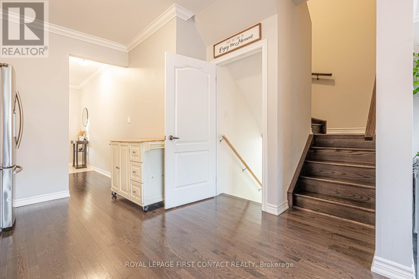 












26 DENEB STREET

,
Barrie,




Ontario
L4M0K6

