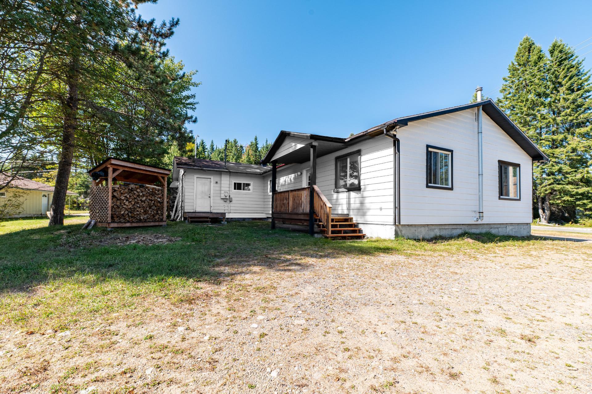 









1034Z


Boul. Rolland-Cloutier

,
Lantier,




QC
J0T1V0

