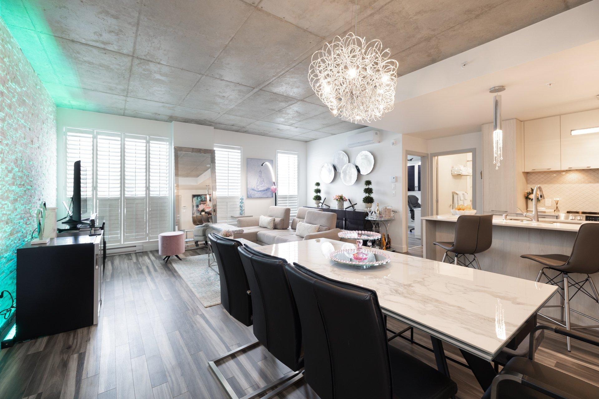 









4


Av. Donegani

, 101,
Pointe-Claire,




QC
H9R0C8

