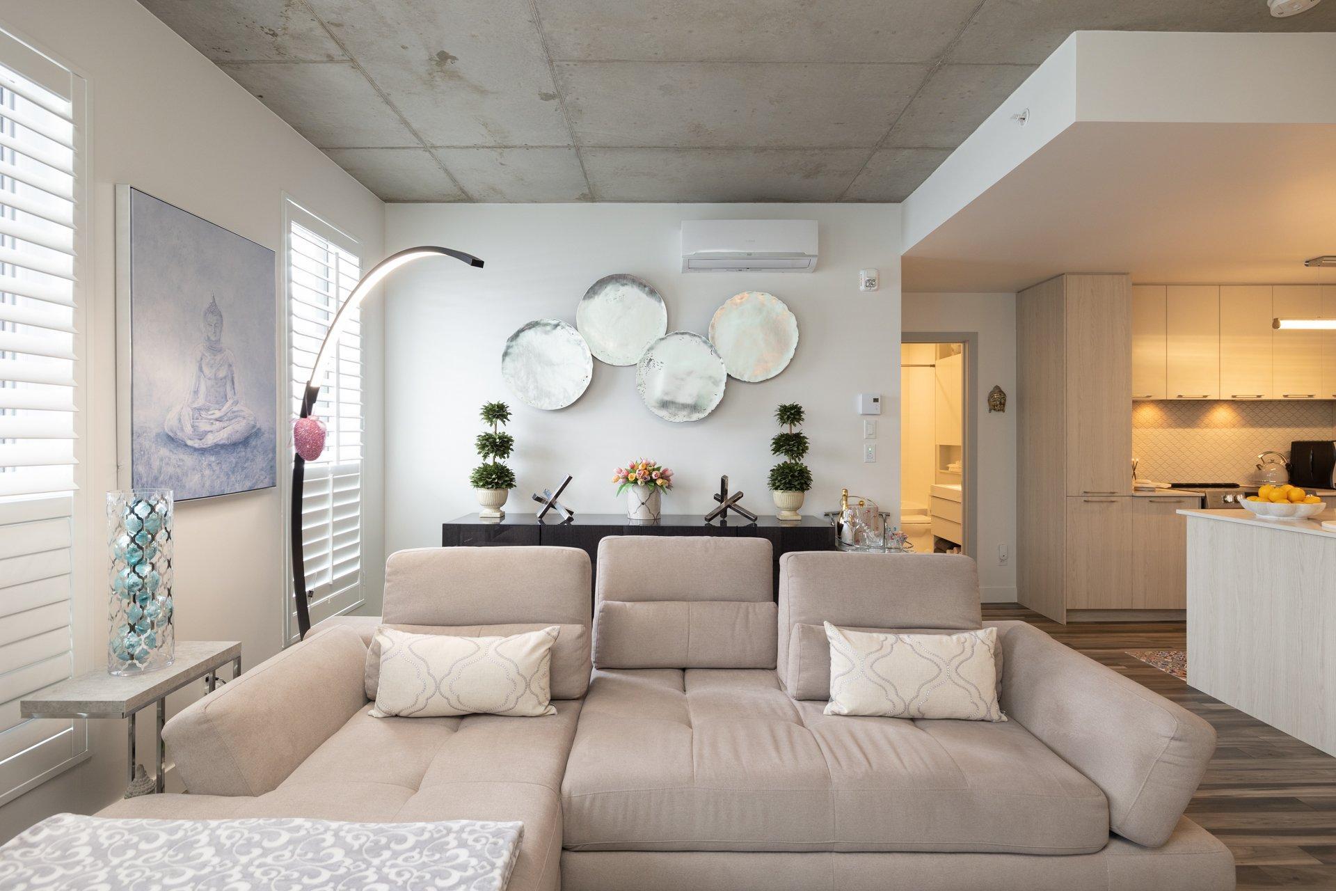 









4


Av. Donegani

, 101,
Pointe-Claire,




QC
H9R0C8

