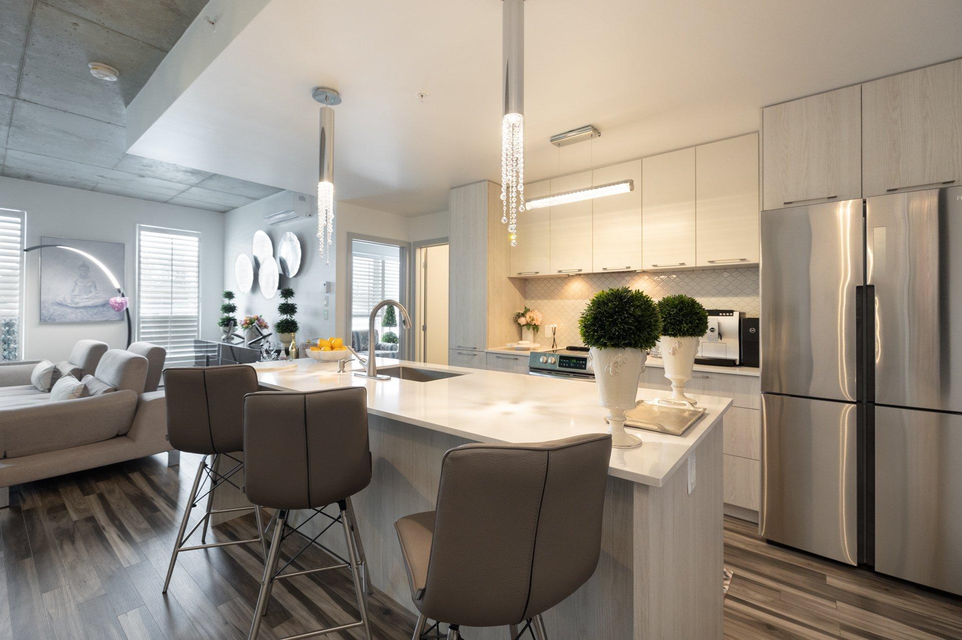 









4


Av. Donegani

, 101,
Pointe-Claire,




QC
H9R0C8

