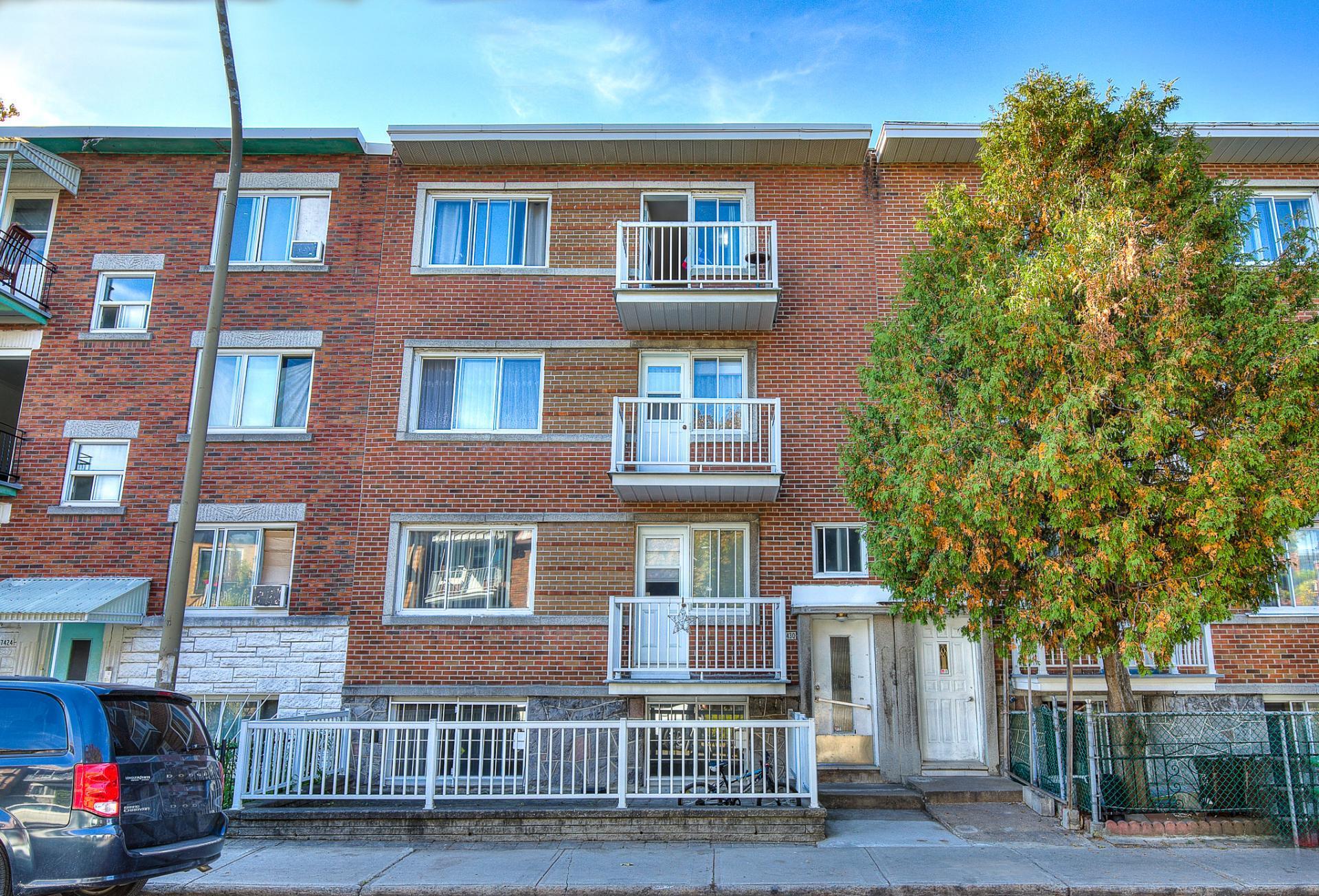 









7430


Av. d'Outremont

,
Montréal (Villeray/Saint-Michel/Parc-Extension),




QC
H3N2L8

