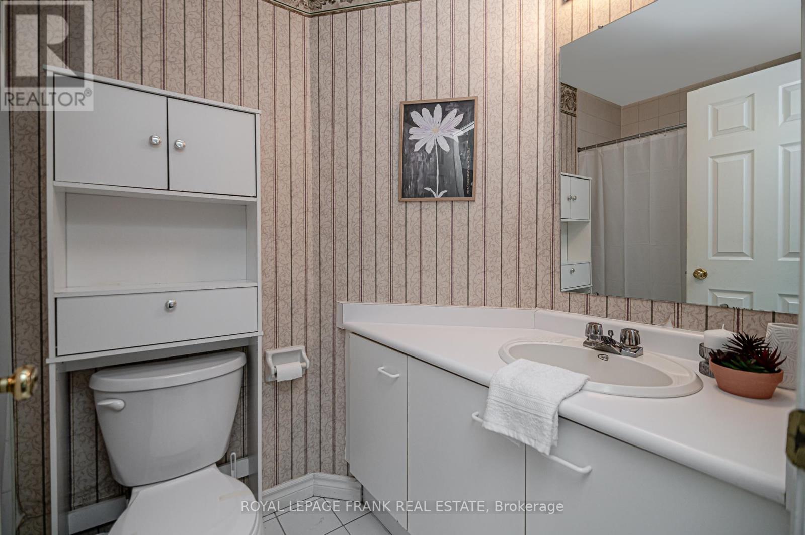 












314 - 191 LAKE DRIVEWAY WAY W

,
Ajax (South West),




Ontario
L1S7H9

