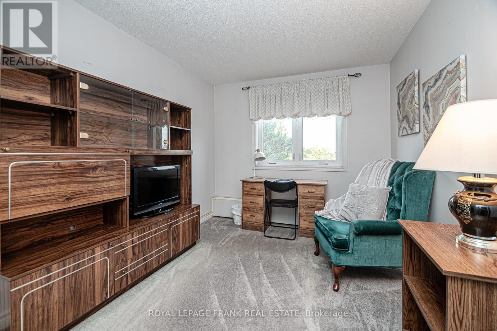 












314 - 191 LAKE DRIVEWAY WAY W

,
Ajax (South West),




Ontario
L1S7H9

