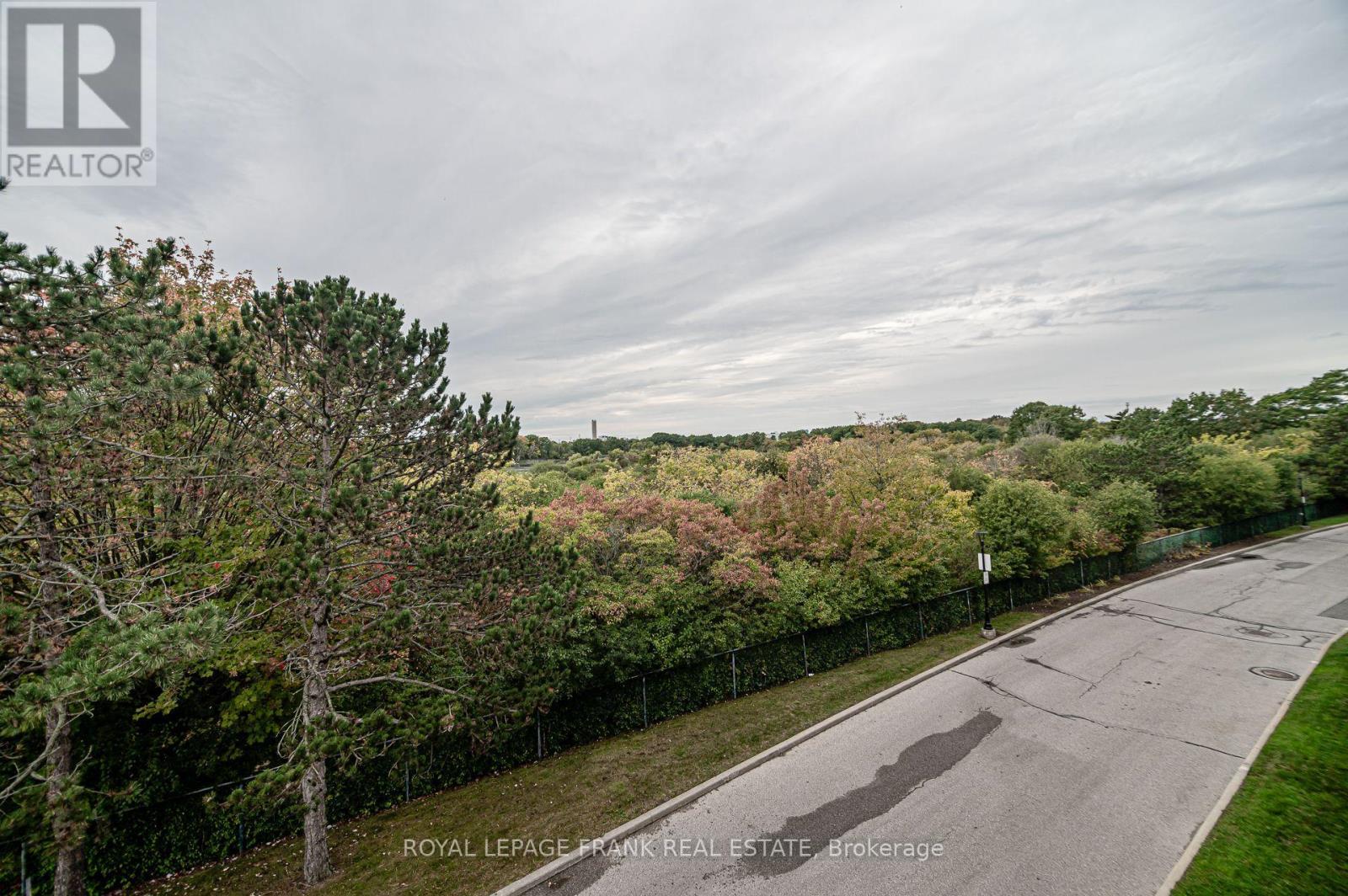 












314 - 191 LAKE DRIVEWAY WAY W

,
Ajax (South West),




Ontario
L1S7H9


