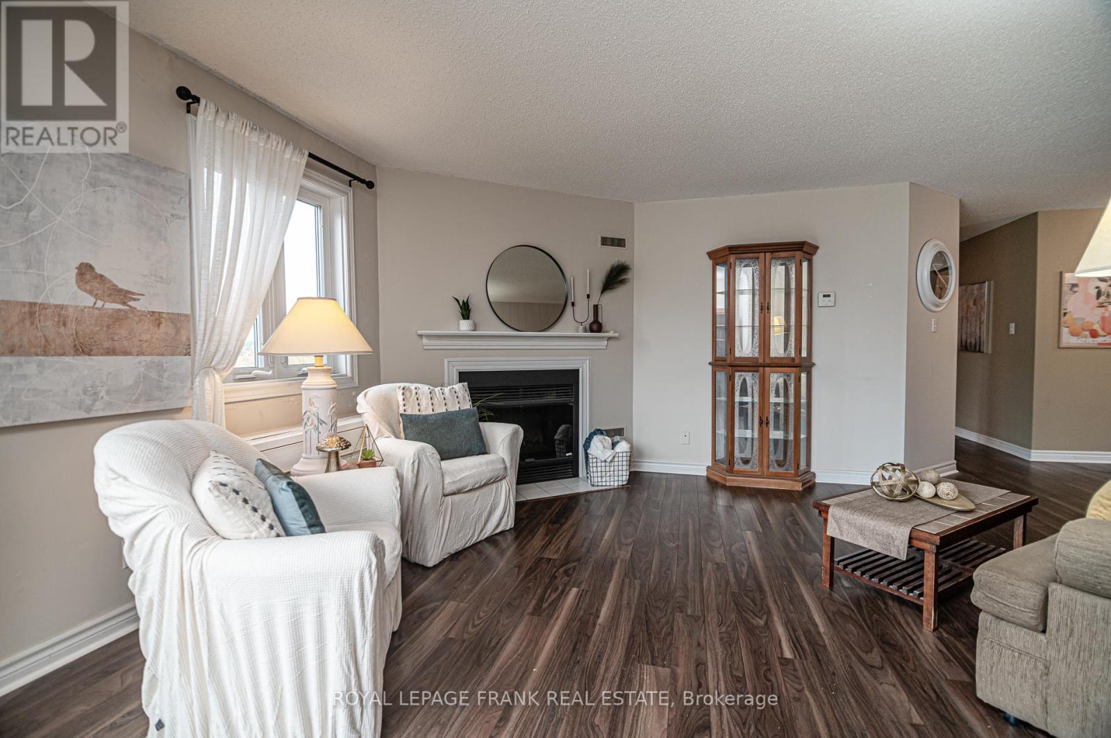 












314 - 191 LAKE DRIVEWAY WAY W

,
Ajax (South West),




Ontario
L1S7H9

