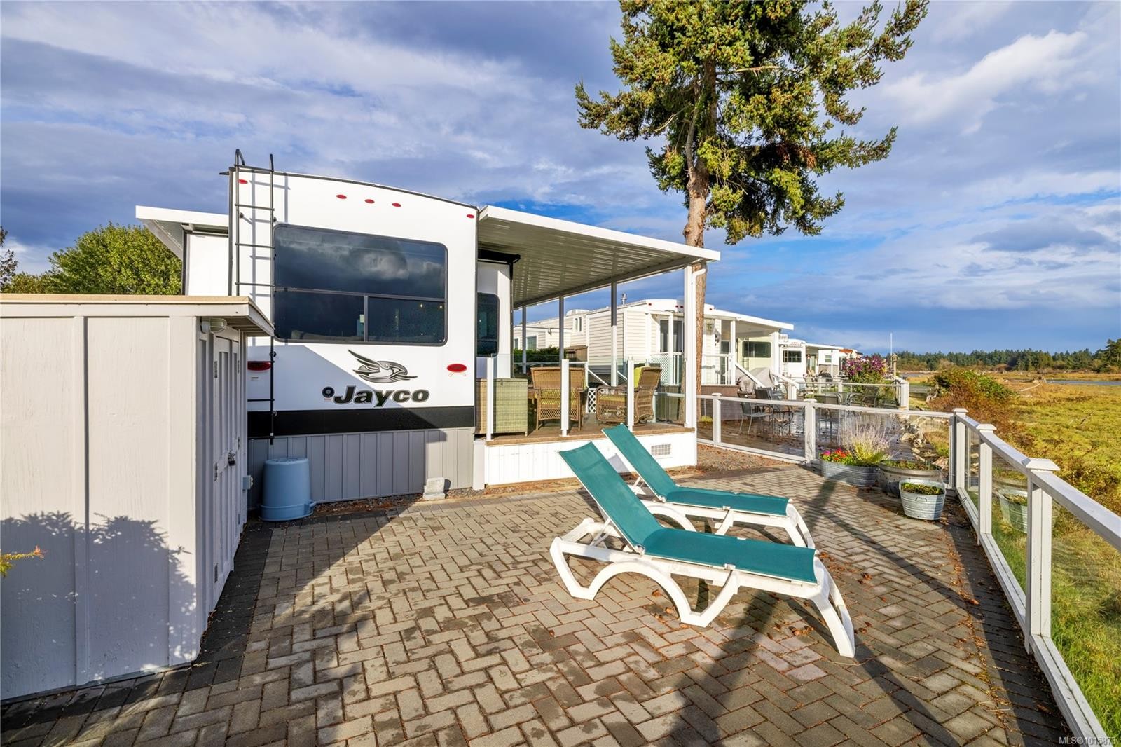 









200


Corfield

St, 208,
Parksville,







BC
V9P 2H5

