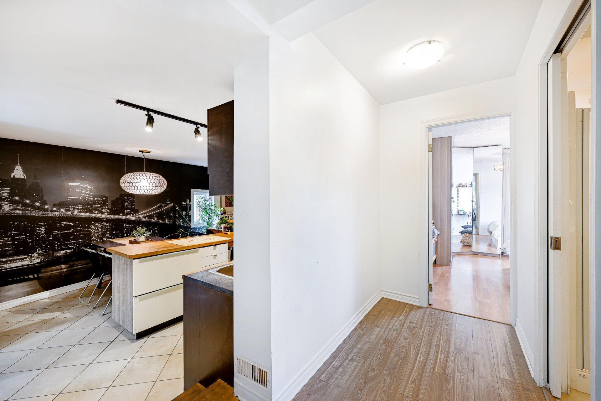 









13Z

 - 15Z


Rue Alfred

,
Laval (Sainte-Rose),




QC
H7L2G8

