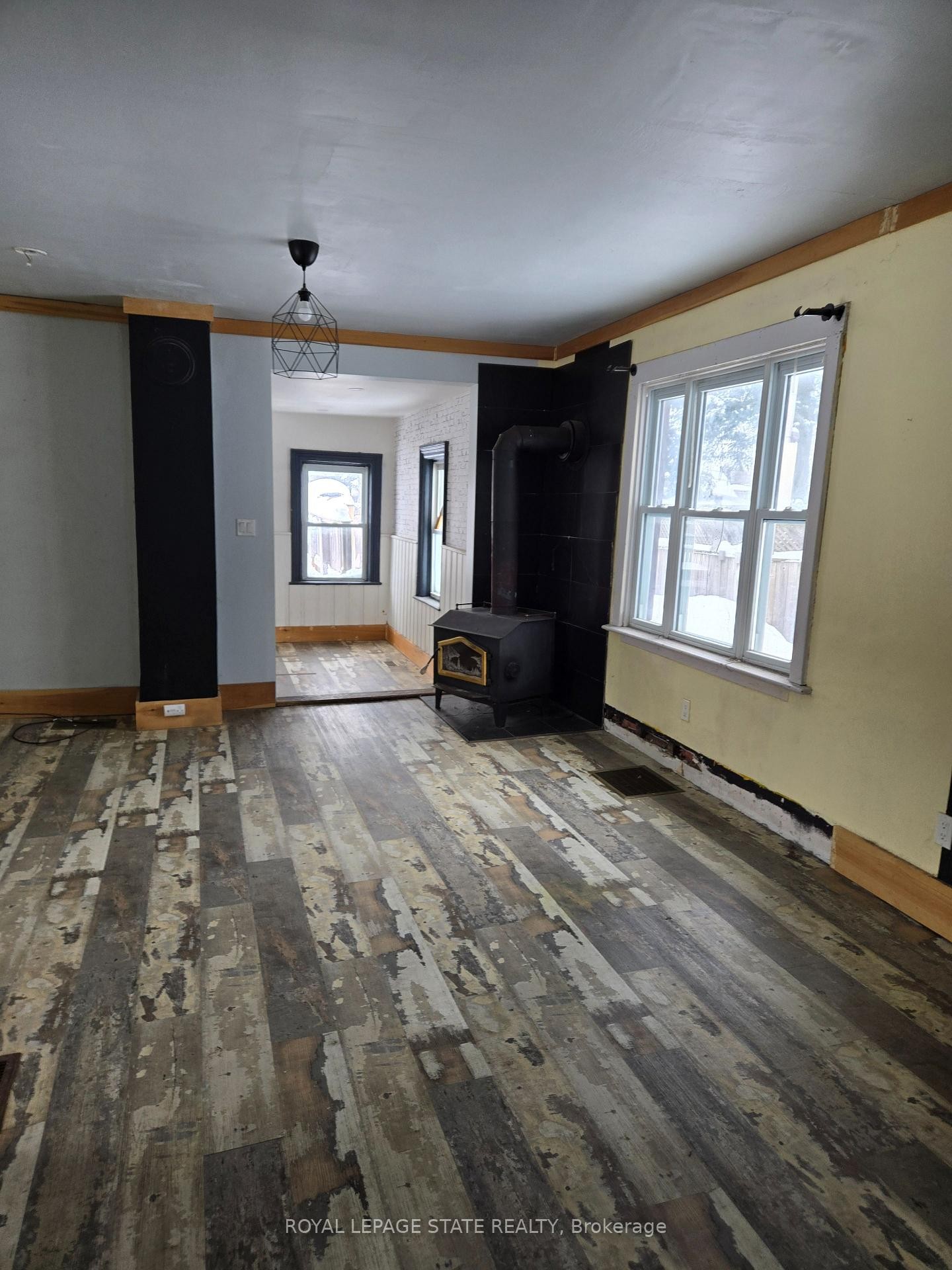 









347


Birmingham

Street,
Stratford,




ON
N5A 2T9

