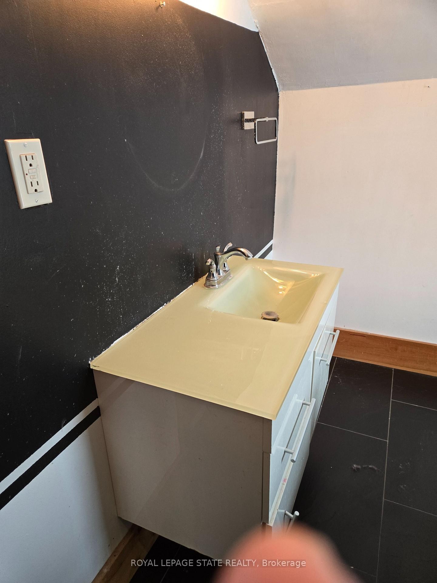 









347


Birmingham

Street,
Stratford,




ON
N5A 2T9

