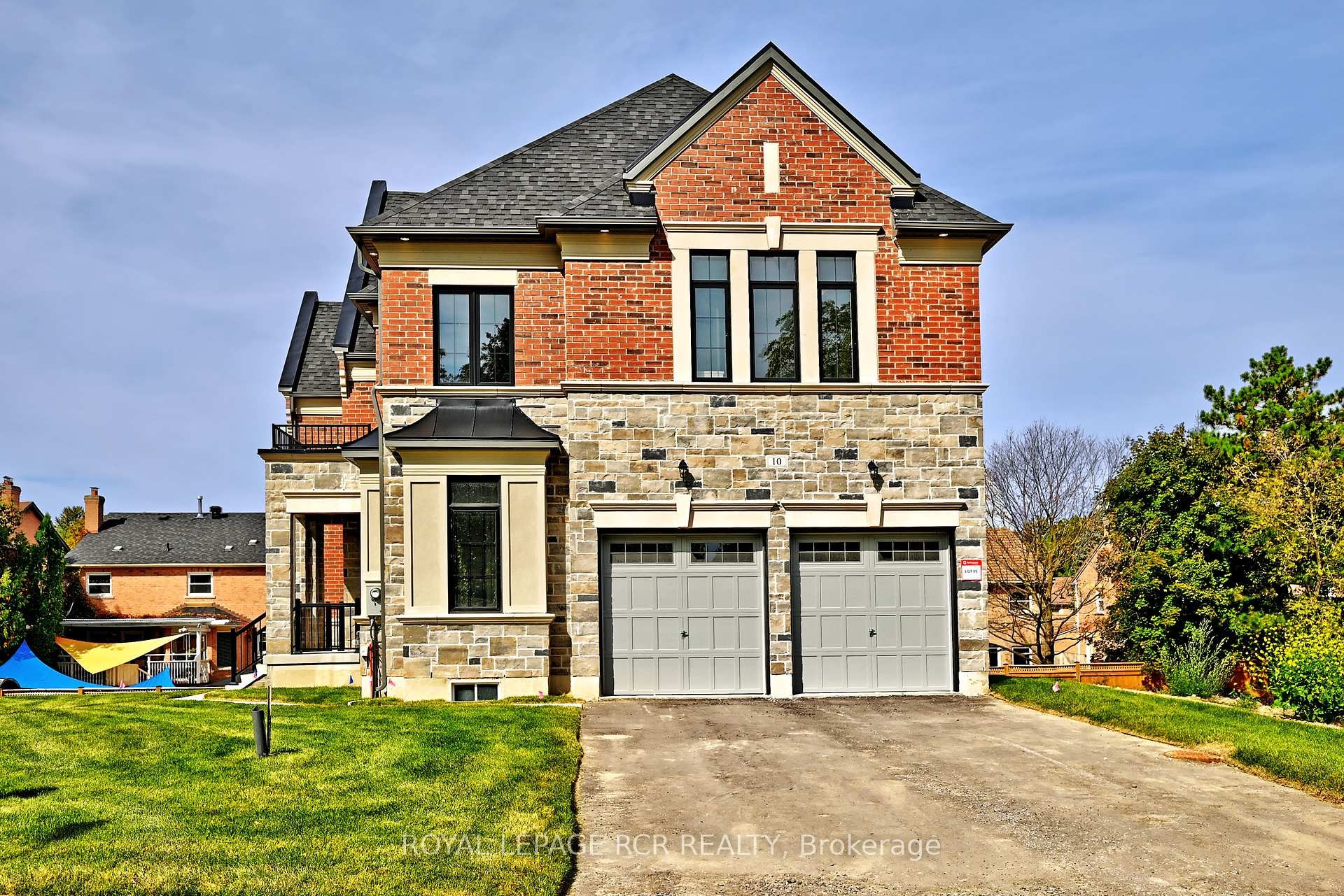 









10


William Heath

Court,
Aurora,




ON
L4G 3V4

