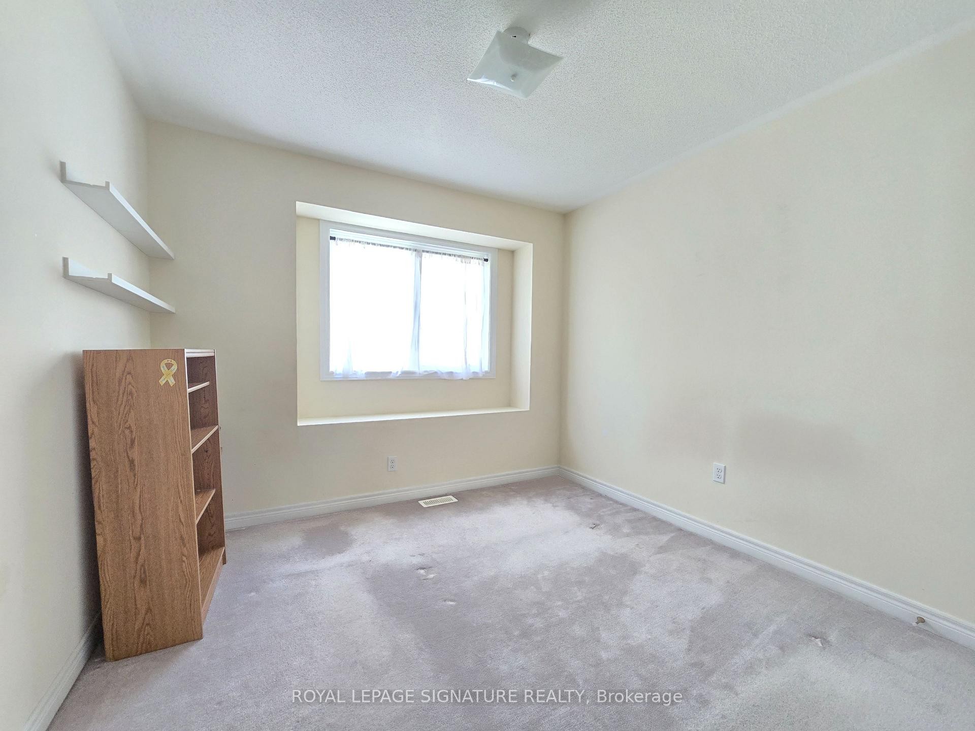 









2480


Earl Grey

Avenue,
Pickering,




ON
L1X 0B9

