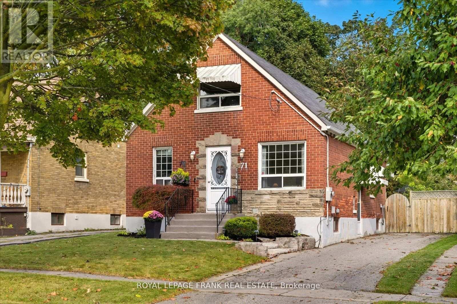 












71 LASALLE AVENUE

,
Oshawa (Central),




Ontario
L1H5Y3

