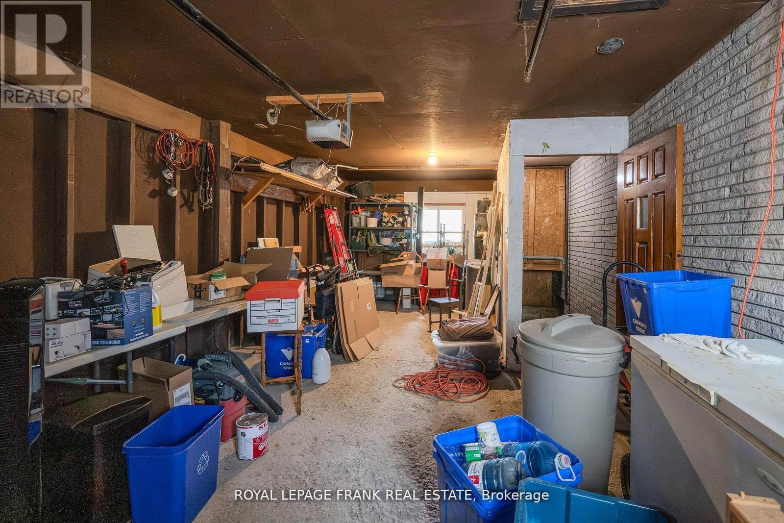 












2304 OLD NORWOOD ROAD

,
Otonabee-South Monaghan,




Ontario
K9J0G6


