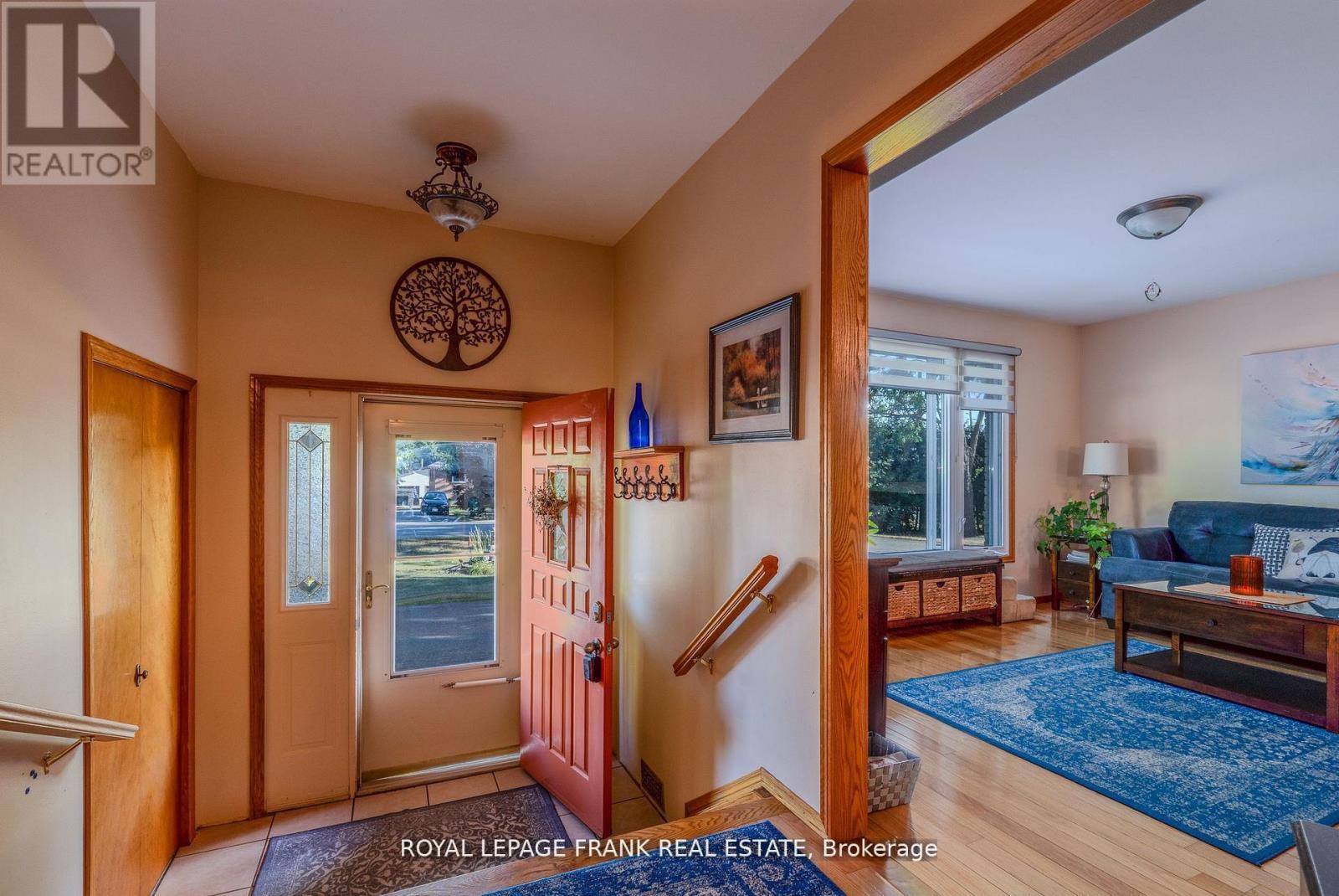 












2304 OLD NORWOOD ROAD

,
Otonabee-South Monaghan,




Ontario
K9J0G6

