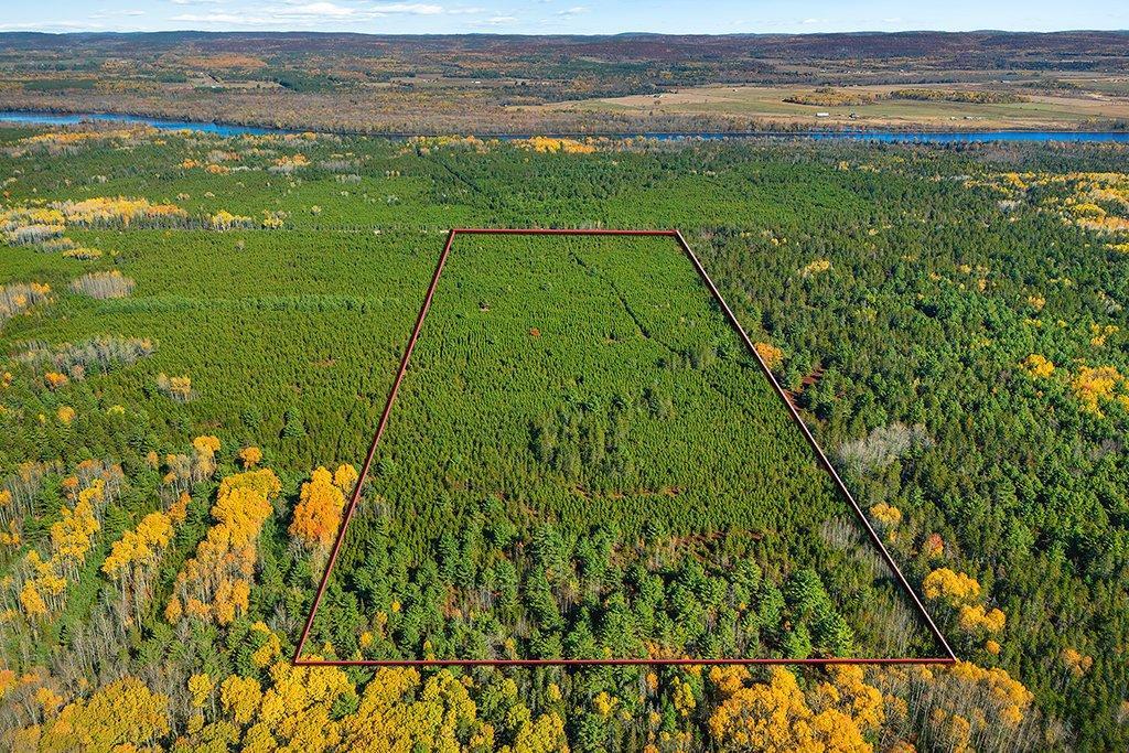 












Ch. des Outaouais

,
L'Île-du-Grand-Calumet,







QC
J0X1G0

