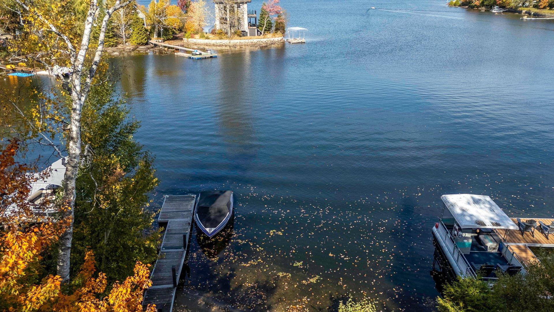 









1209


Ch. du Lac-Connelly

,
Saint-Hippolyte,




QC
J8A2B9

