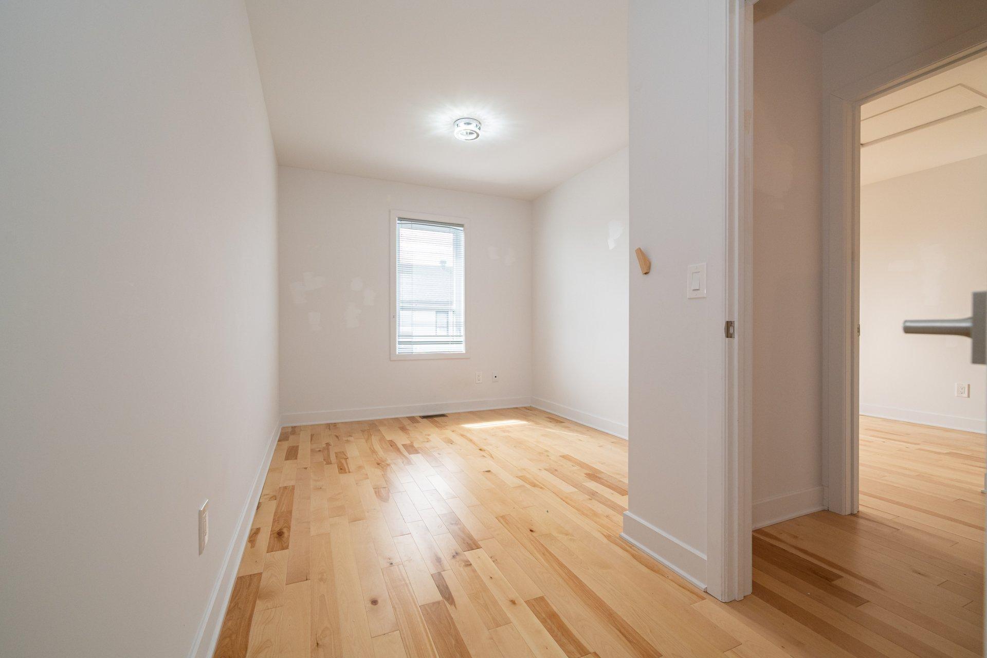 









50


Rue Napoléon

, 3,
Sainte-Thérèse,




QC
J7E1H6

