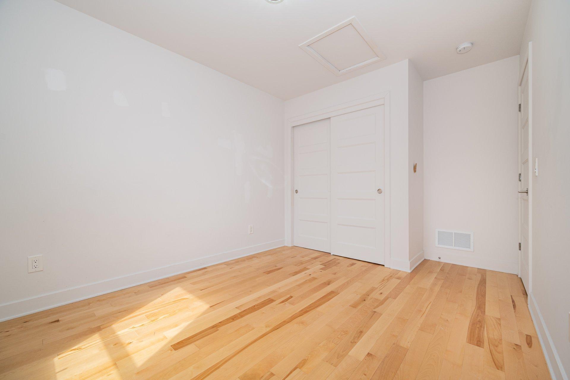 









50


Rue Napoléon

, 3,
Sainte-Thérèse,




QC
J7E1H6

